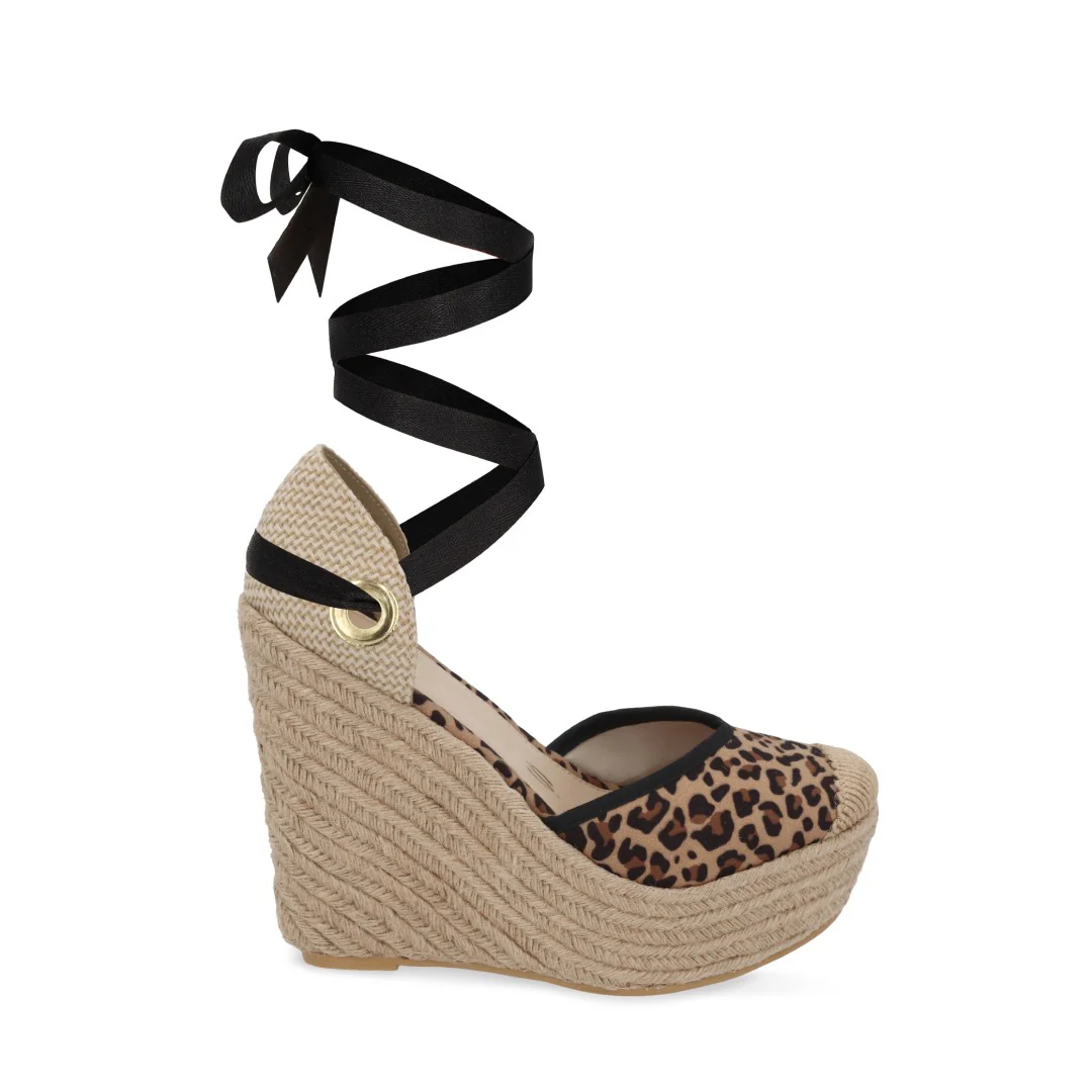 ALPARGATA DE PLATAFORMA ANIMAL PRINT CON CINTA 21551