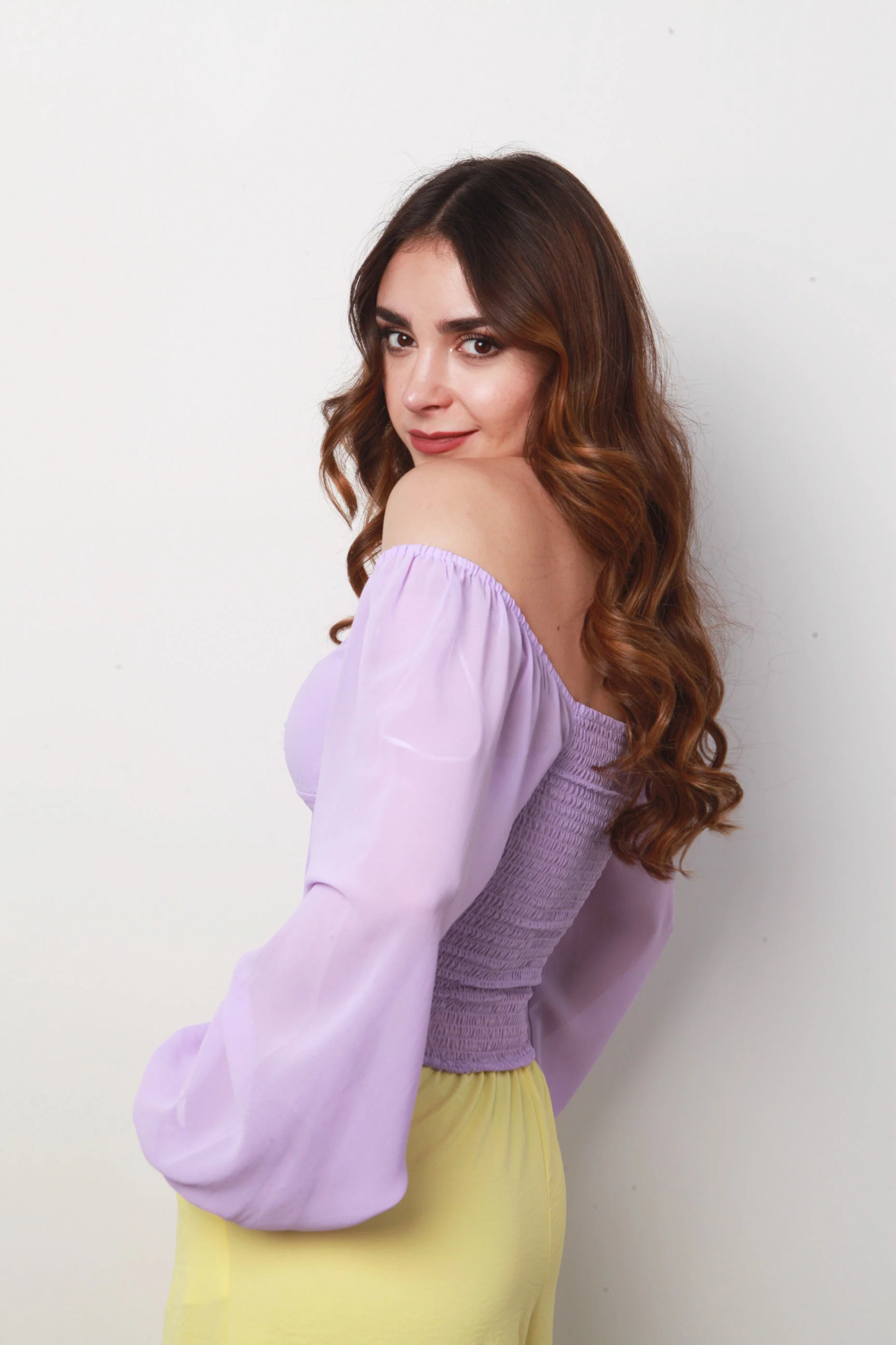 Blusa de gasa off shoulder Lila