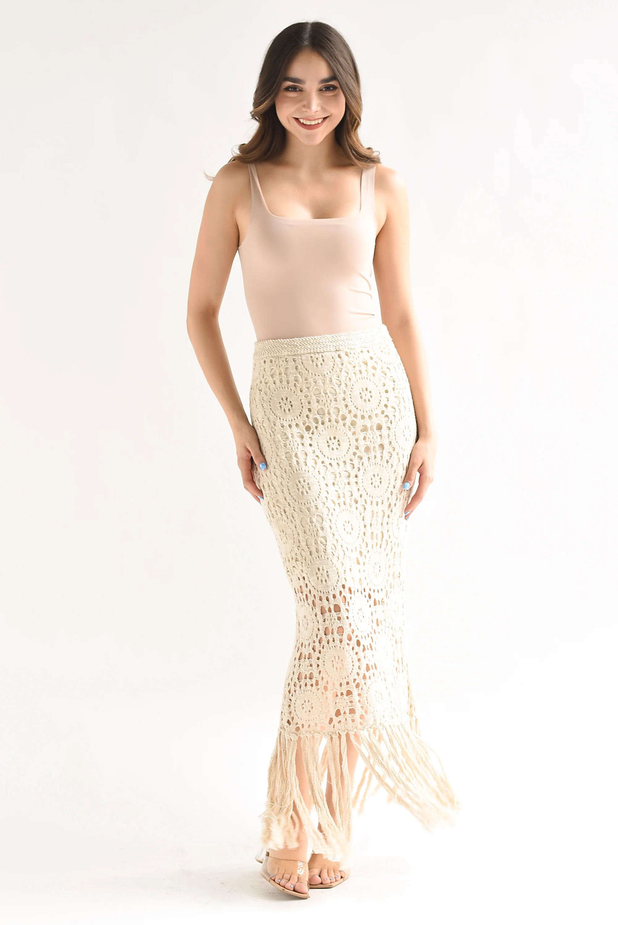 Falda larga crochet flecos Crudo