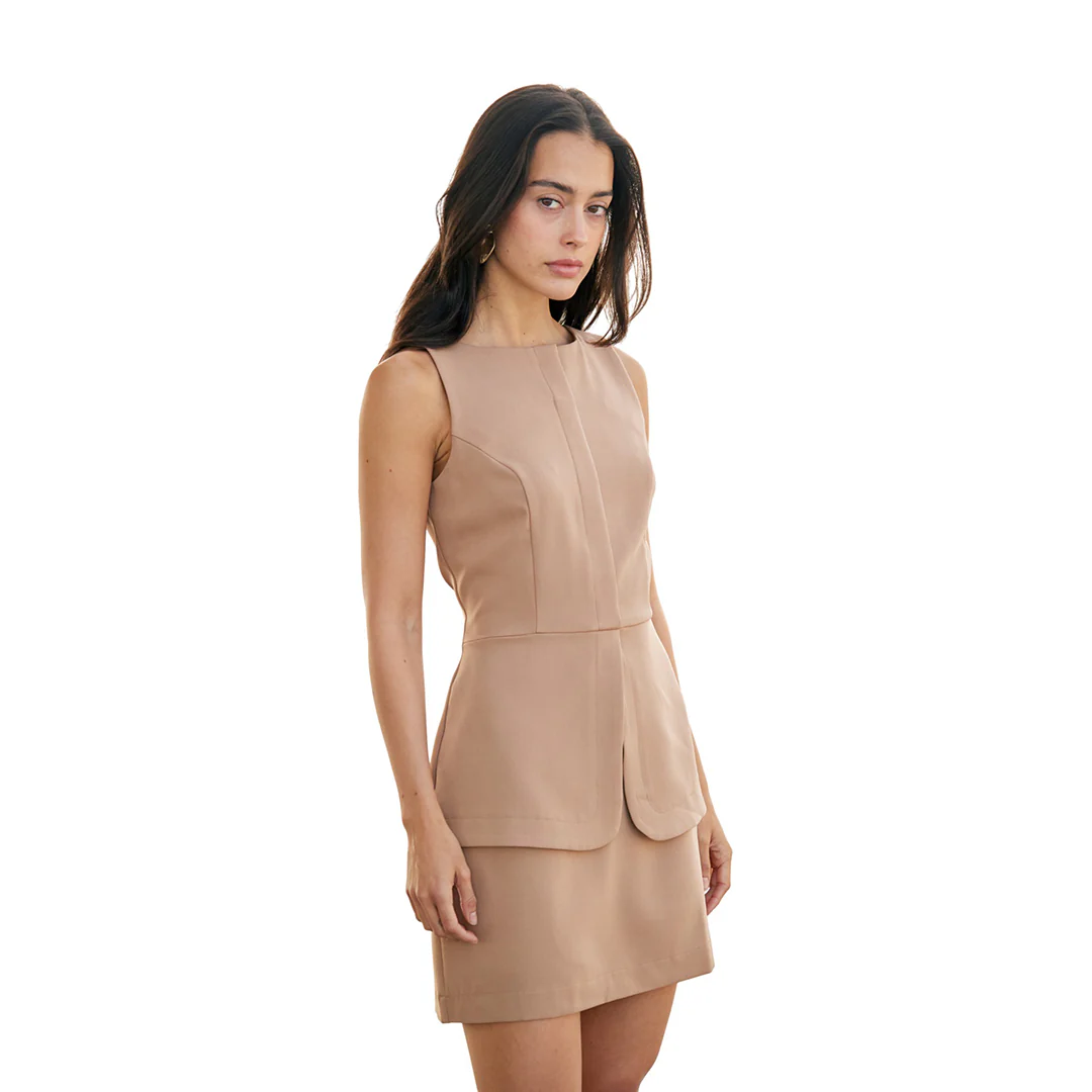 VESTIDO BEIGE CON TOP TIPO CHALECO 91160
