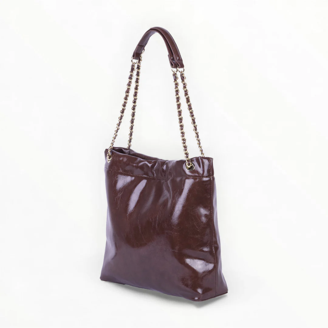 BOLSO CAFÉ CON ASA DE CADENA 83745