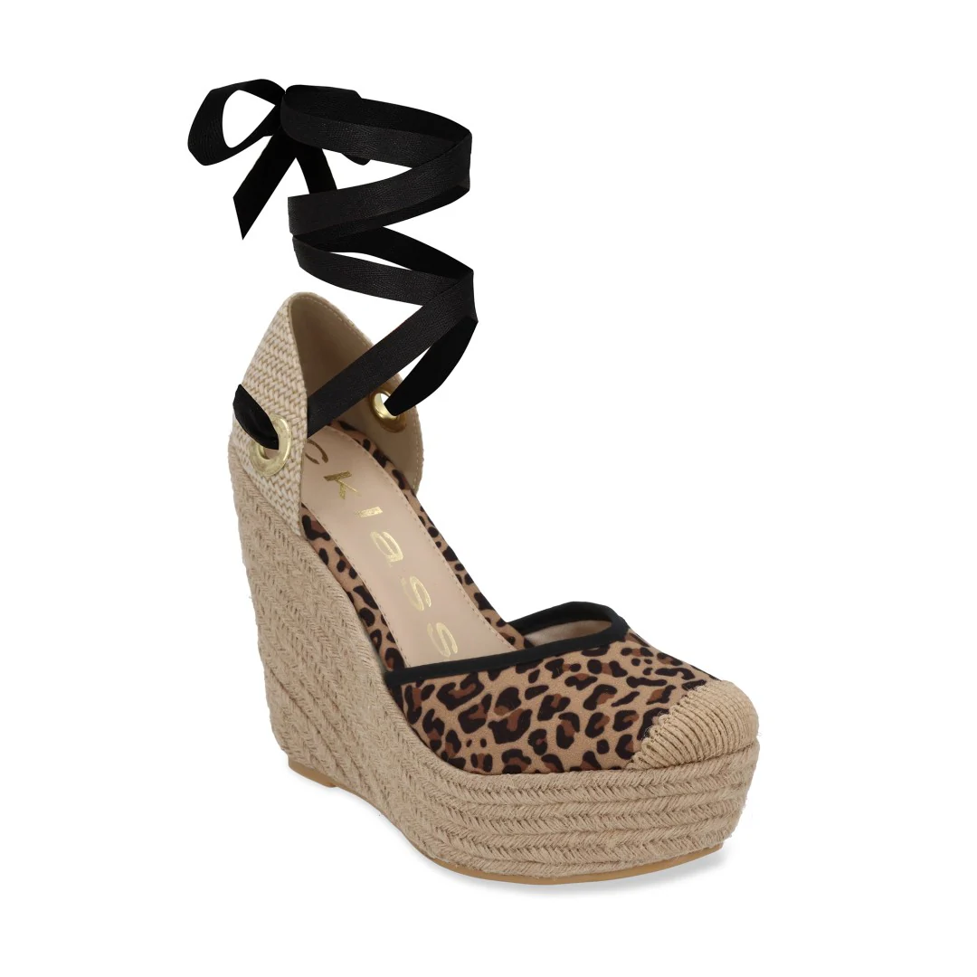 ALPARGATA DE PLATAFORMA ANIMAL PRINT CON CINTA 21551