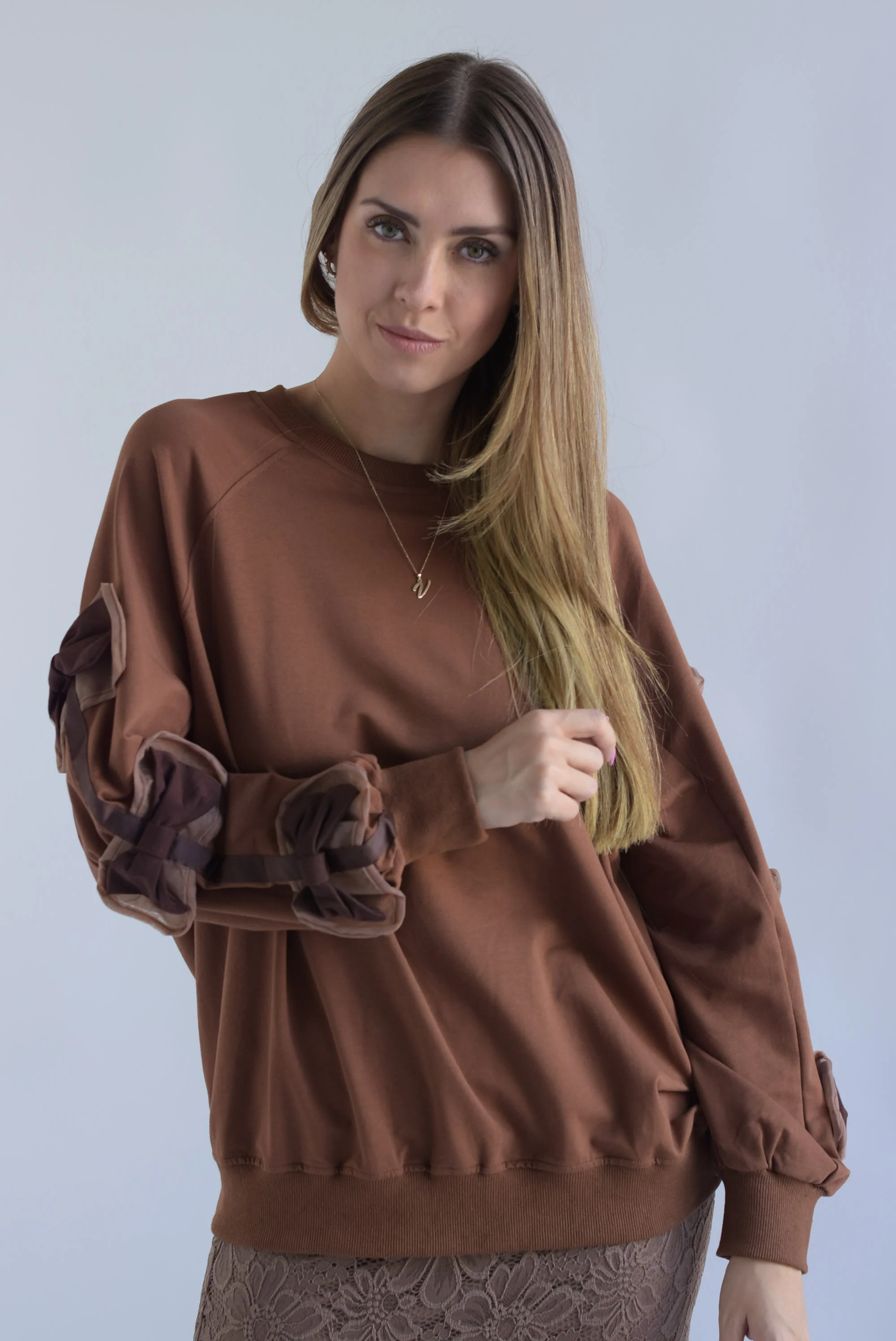 Sudadera Mangas moños Café