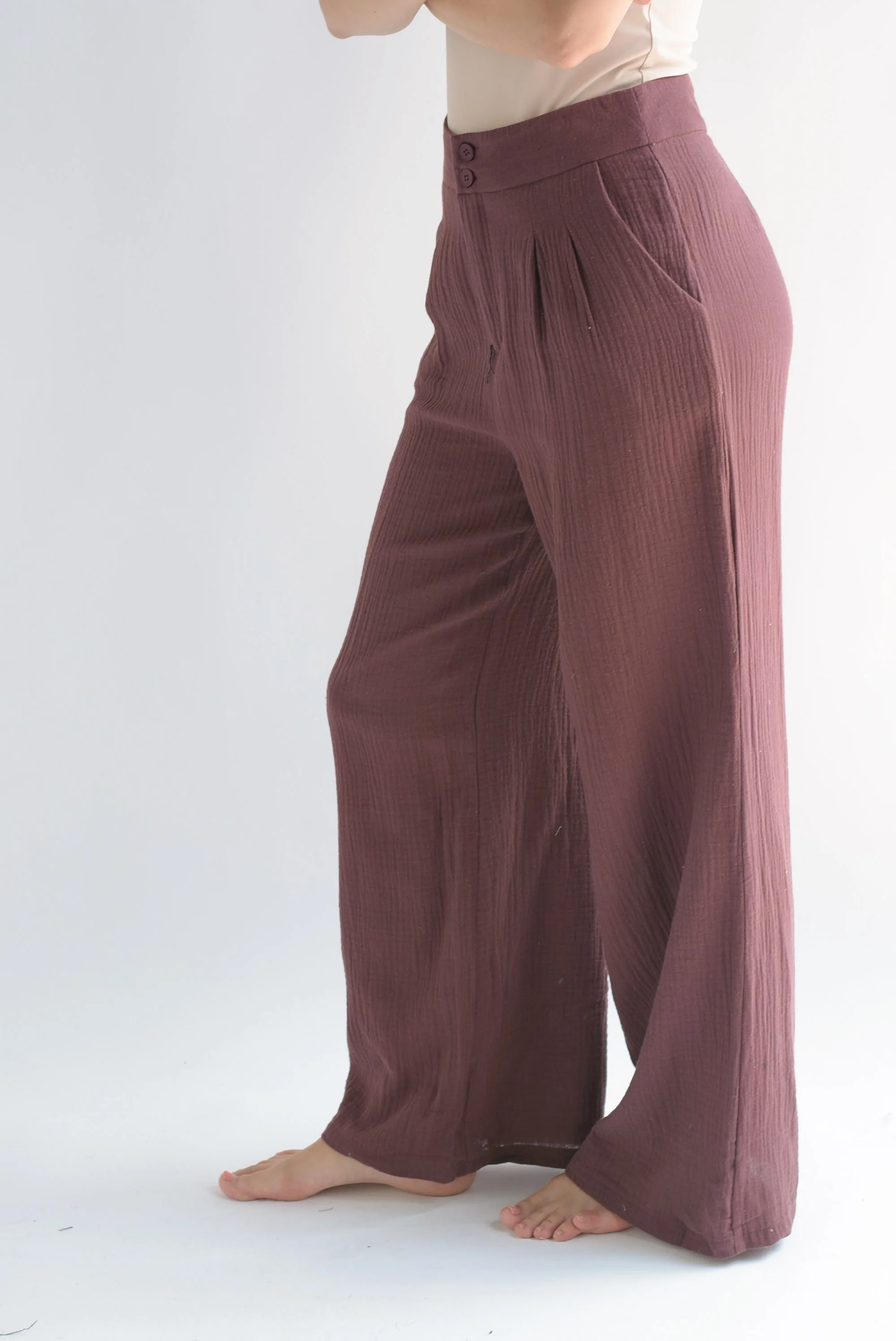 Pantalón wide tipo lino Café