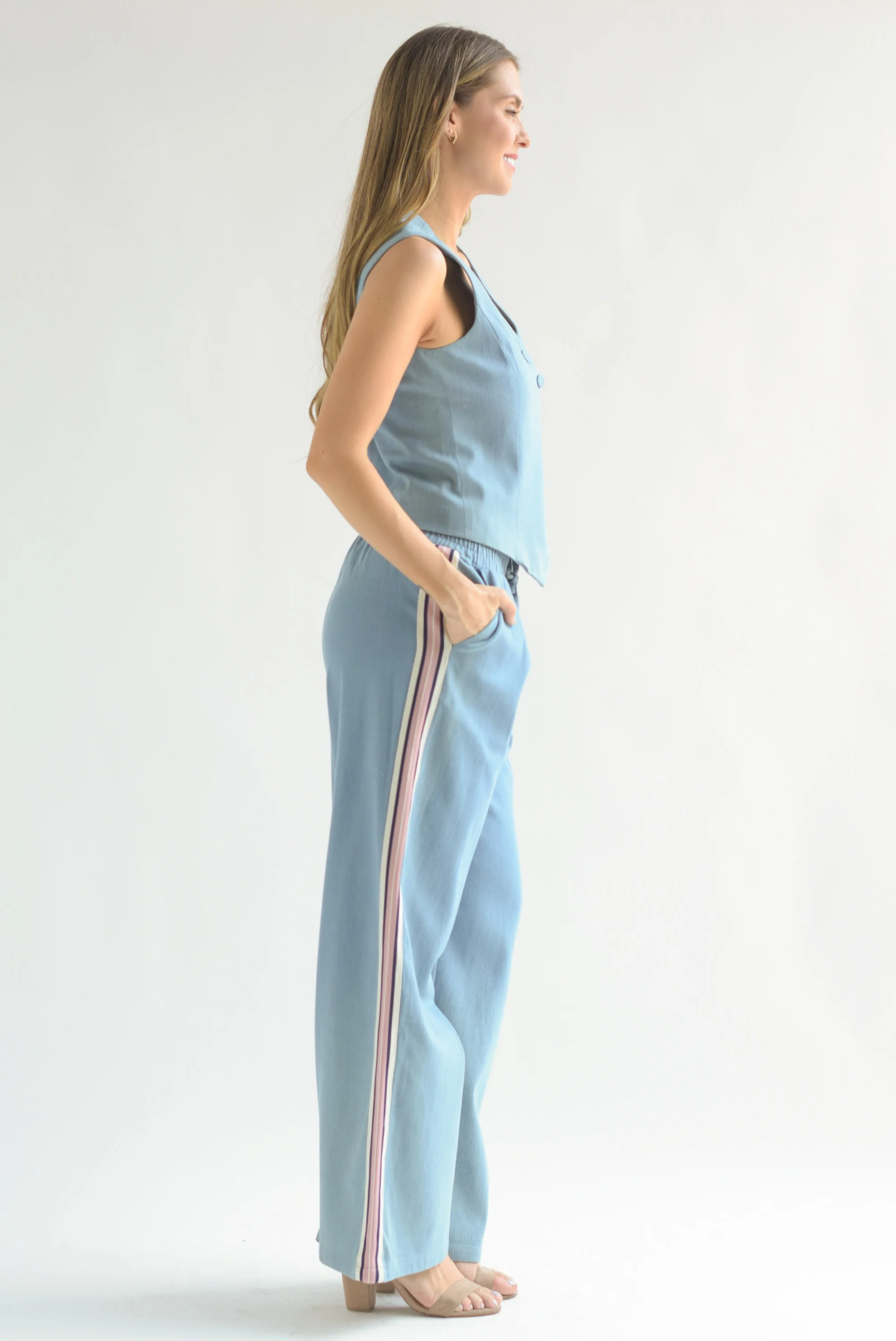 Set Pantalón track y Chaleco asimétrico Denim