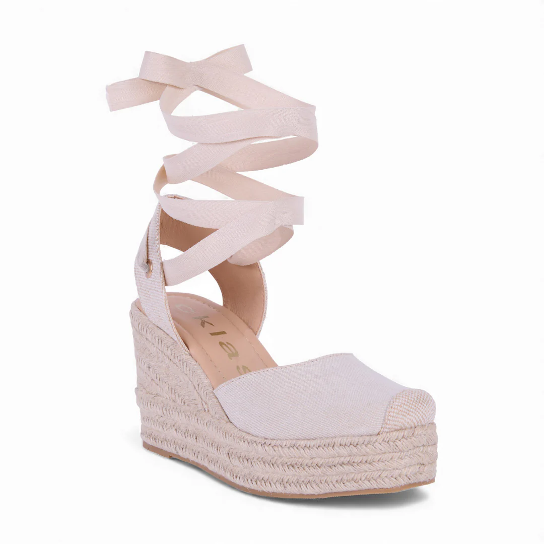 ALPARGATA DE PLATAFORMA HUESO CON CINTAS 32241