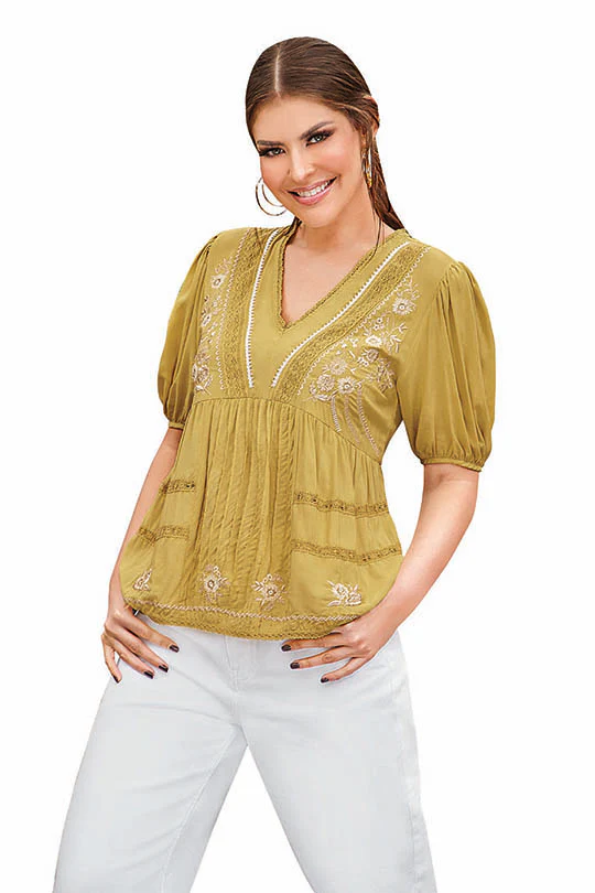Blusa lima con bordado y trim 97387