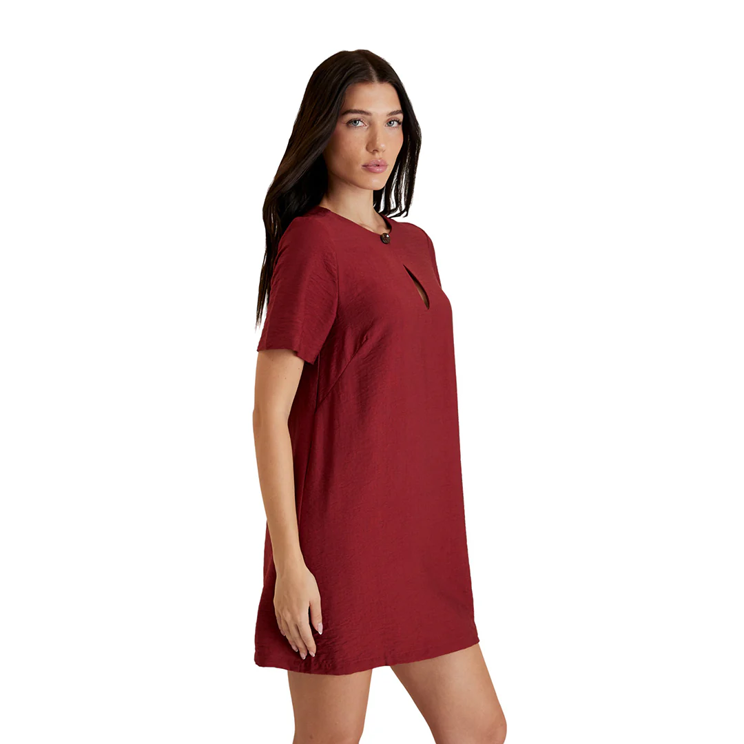 VESTIDO CAFÉ CON DETALLE EN ESCOTE 95742