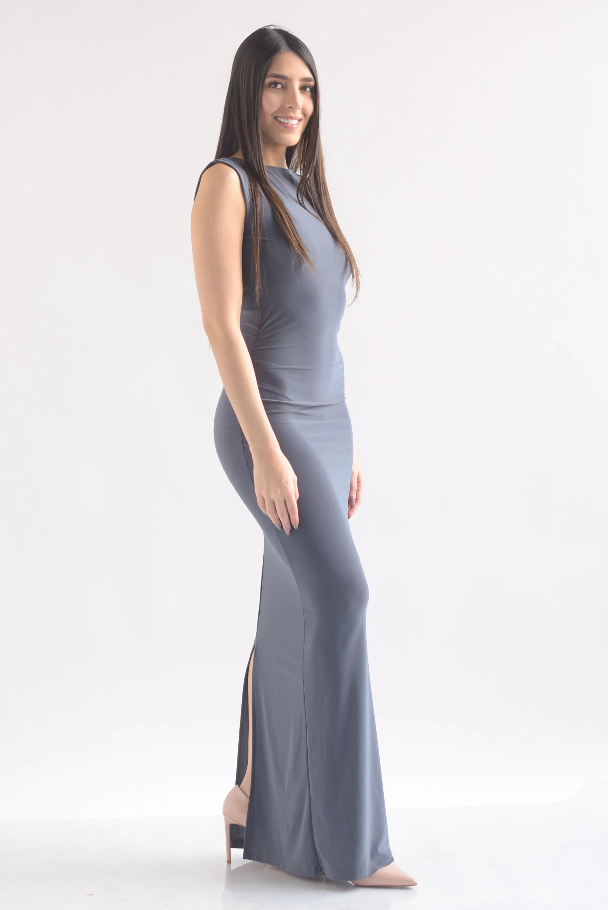 Vestido largo cut-out espalda licra