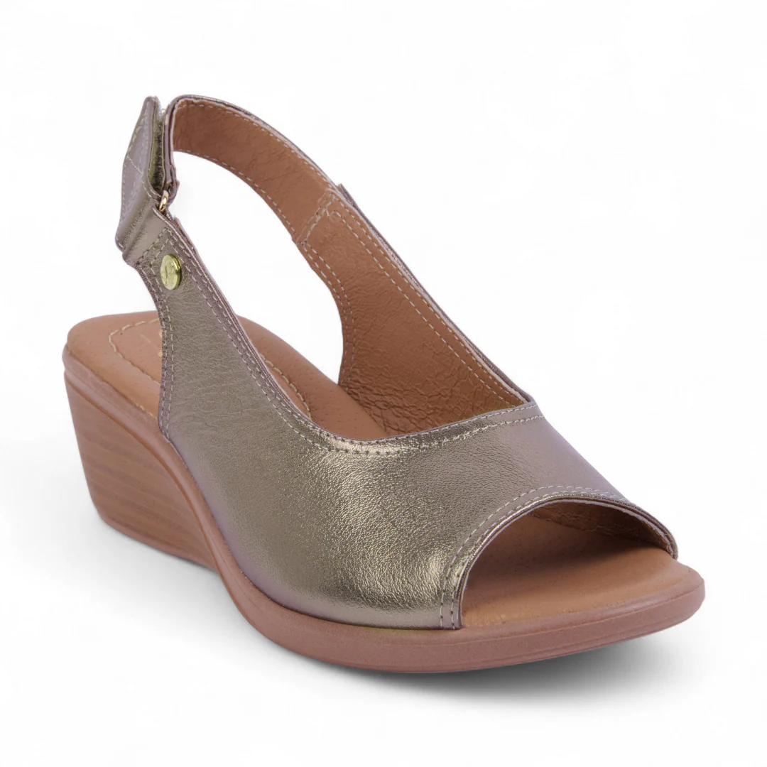 SANDALIA DE PLATAFORMA CORRIDA DORADO CONTACTEL 58025