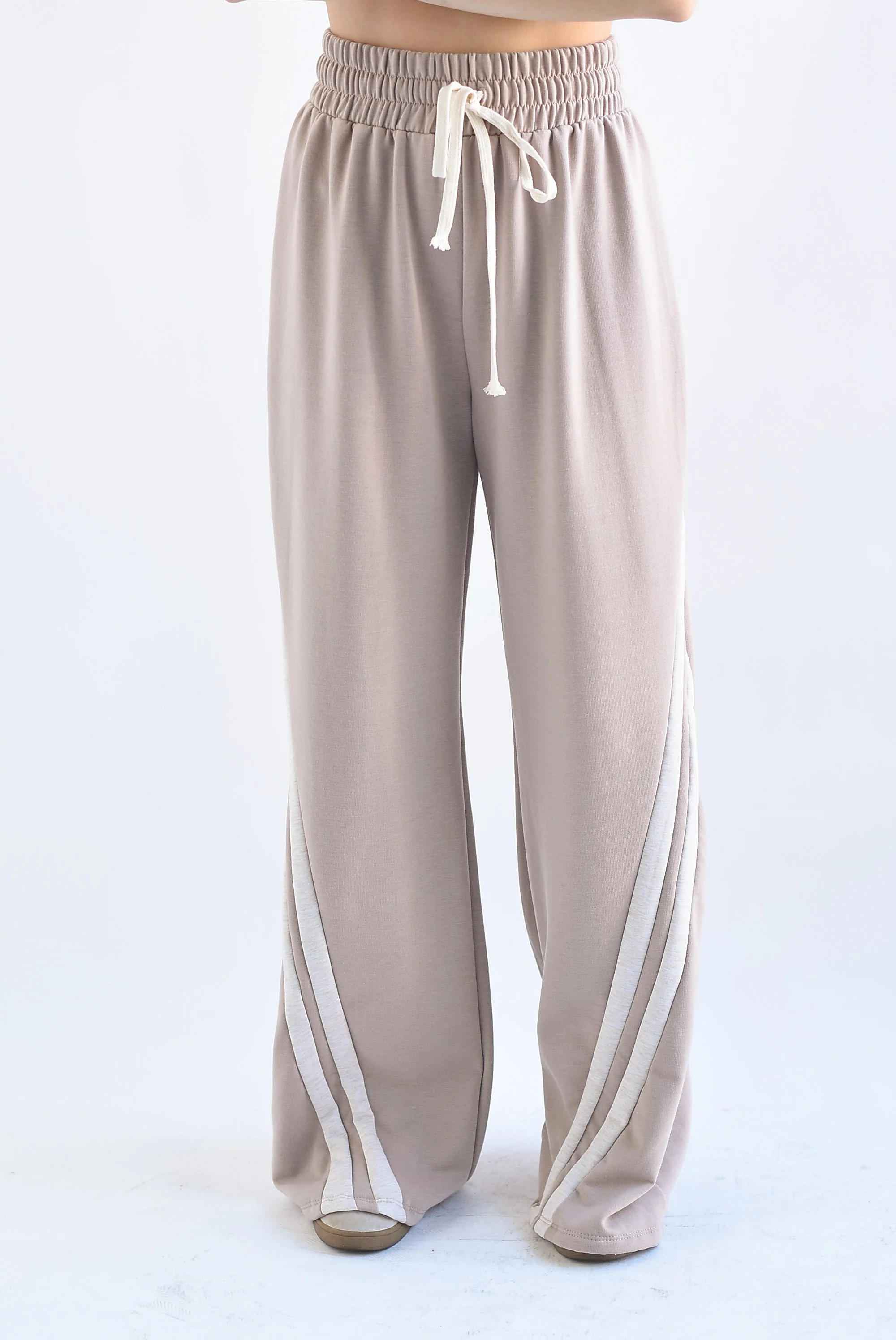 Pantalón wide algodón track Moka