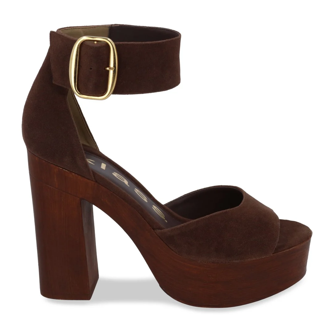 SANDALIA DE PLATAFORMA CAFÉ CON HEBILLA 04155