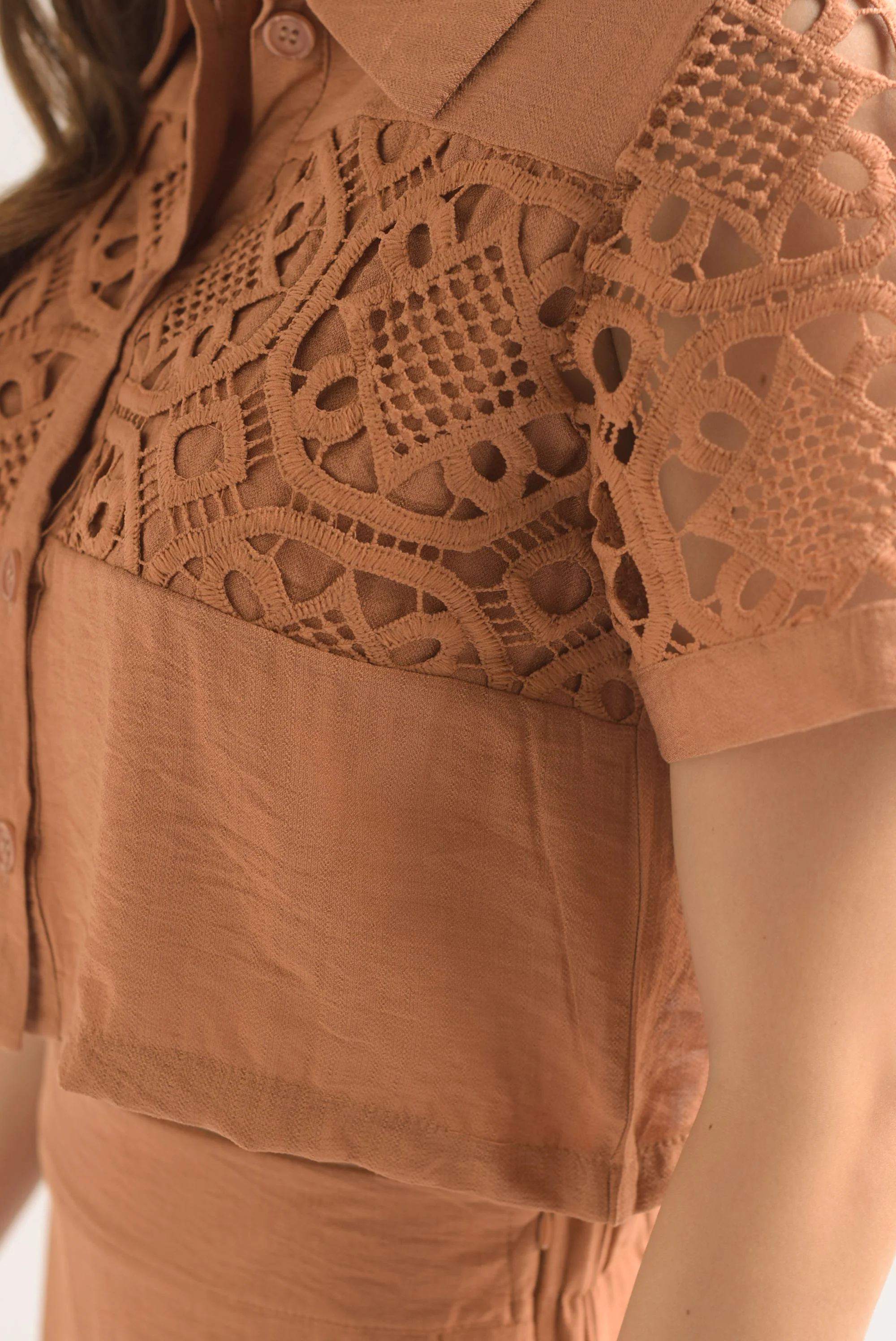 Set Pantalón y Blusa tira guipur Shedron