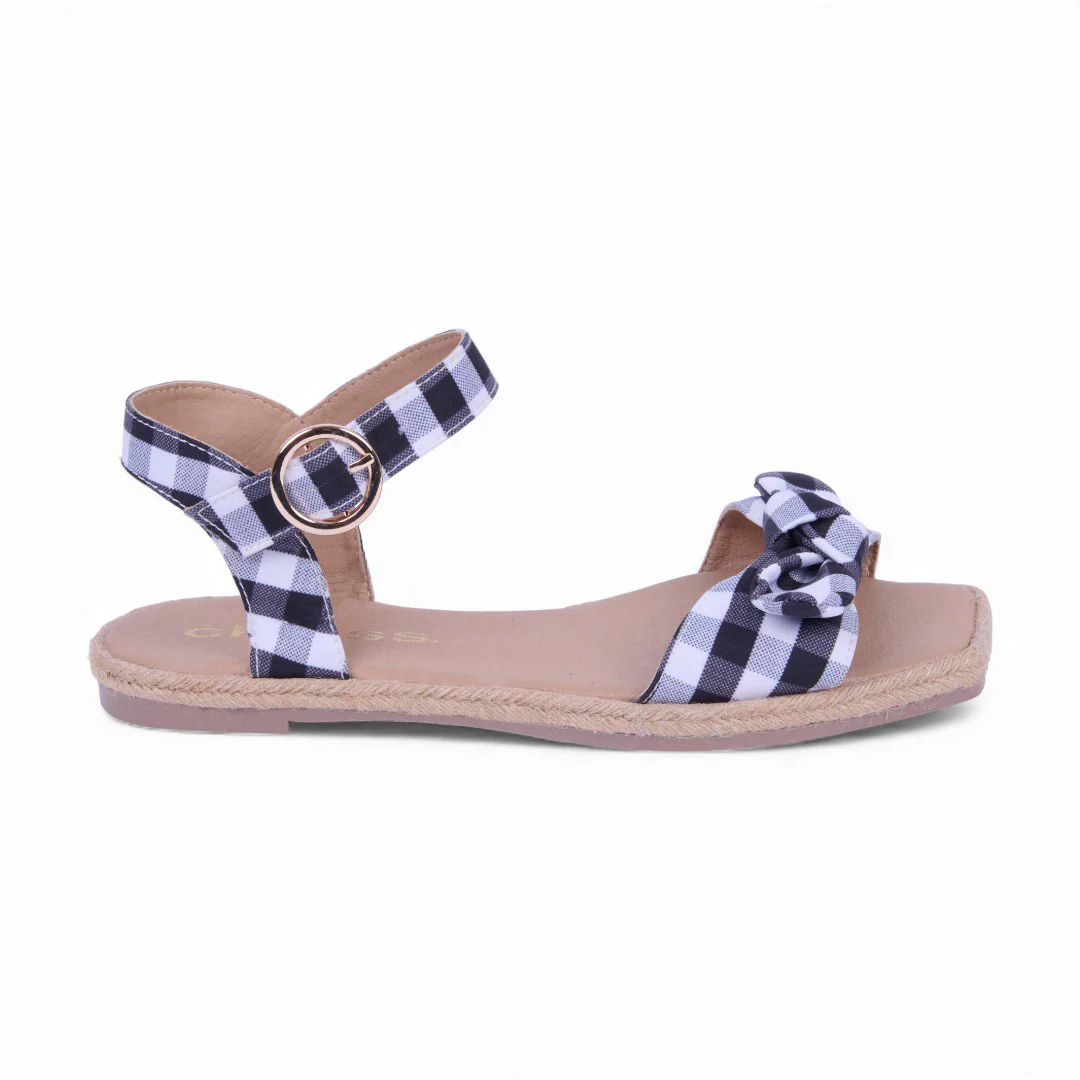 SANDALIA DE PISO NEGRO CON MOÑO Y PULSERA 45705