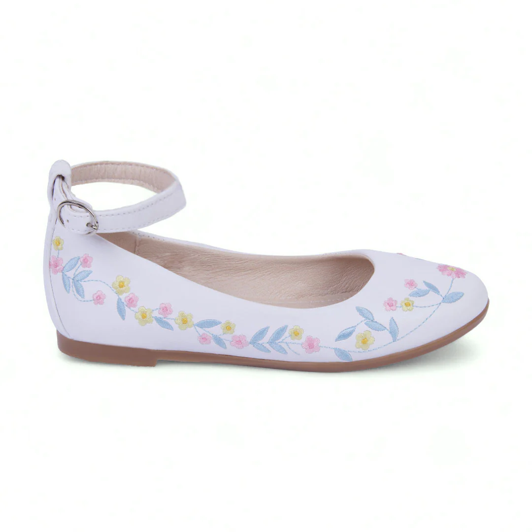 BALERINA CASUAL BLANCA CON FLORES 28610