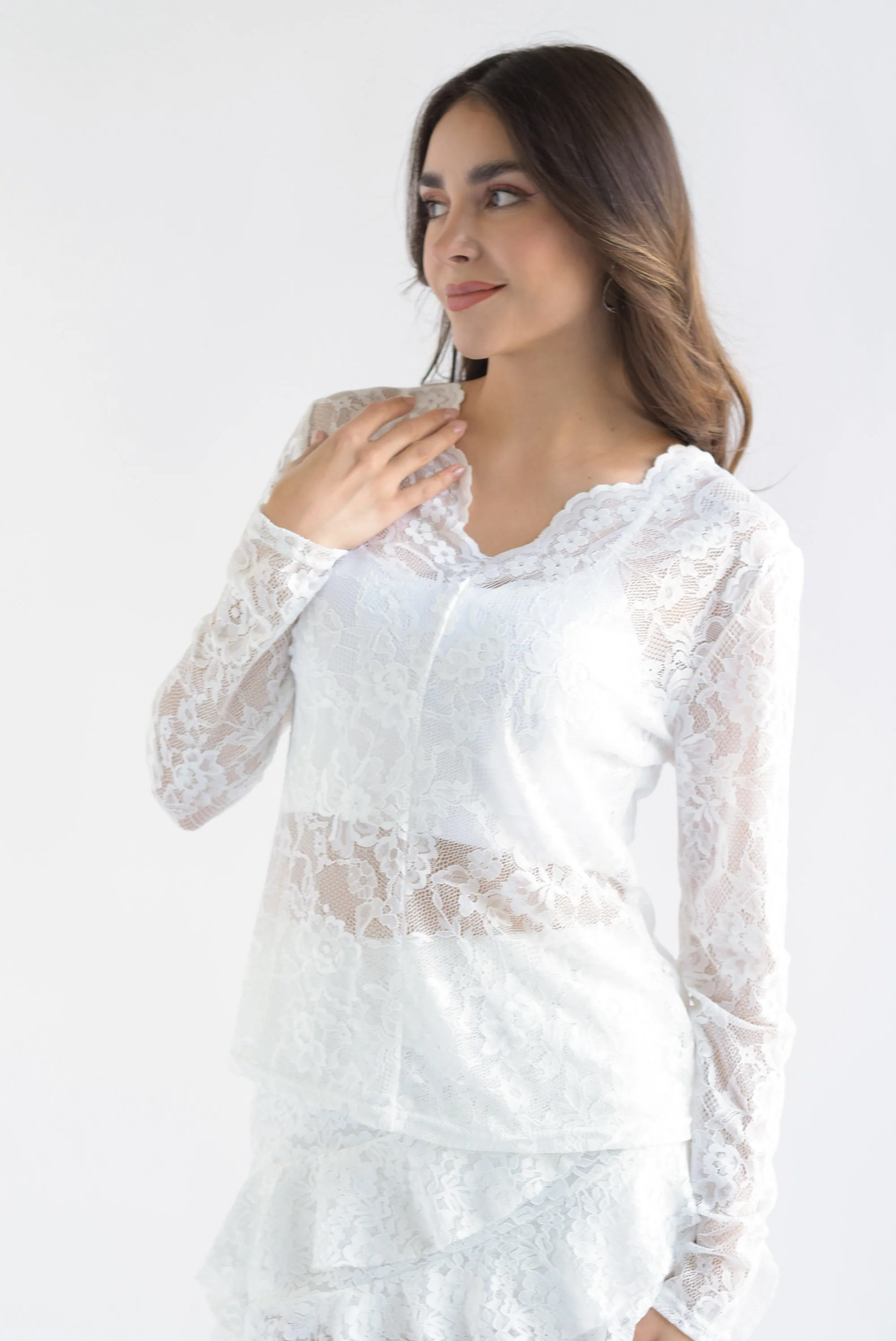 Blusa manga larga cuello V encaje Blanco