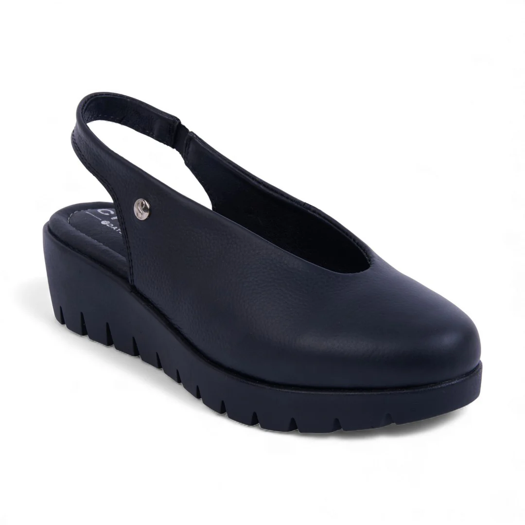 SANDALIA PLATAFORMA NEGRO DESTALONADA 37935