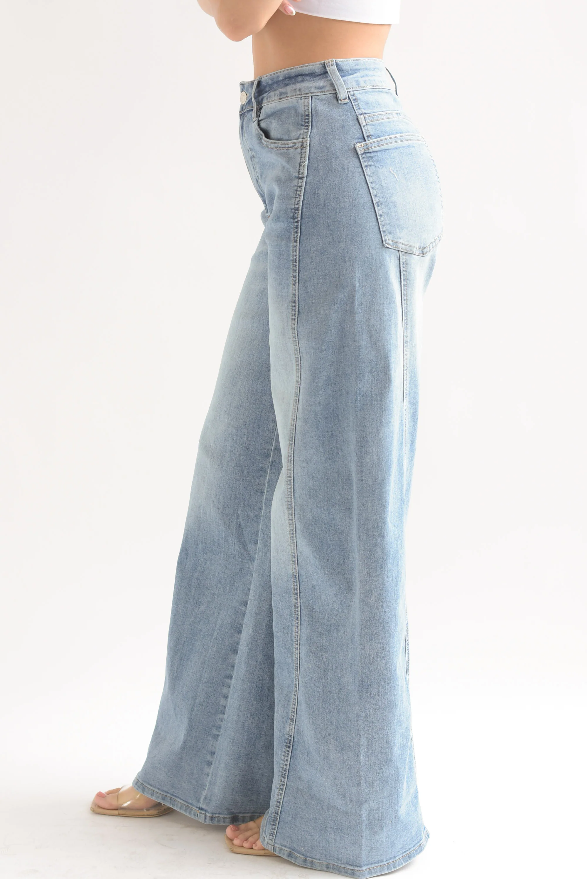 Jeans súper wide costuras Denim Medium