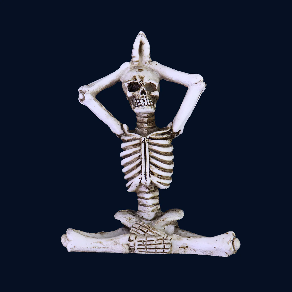 Decoración de Esqueleto en Posición de Yoga