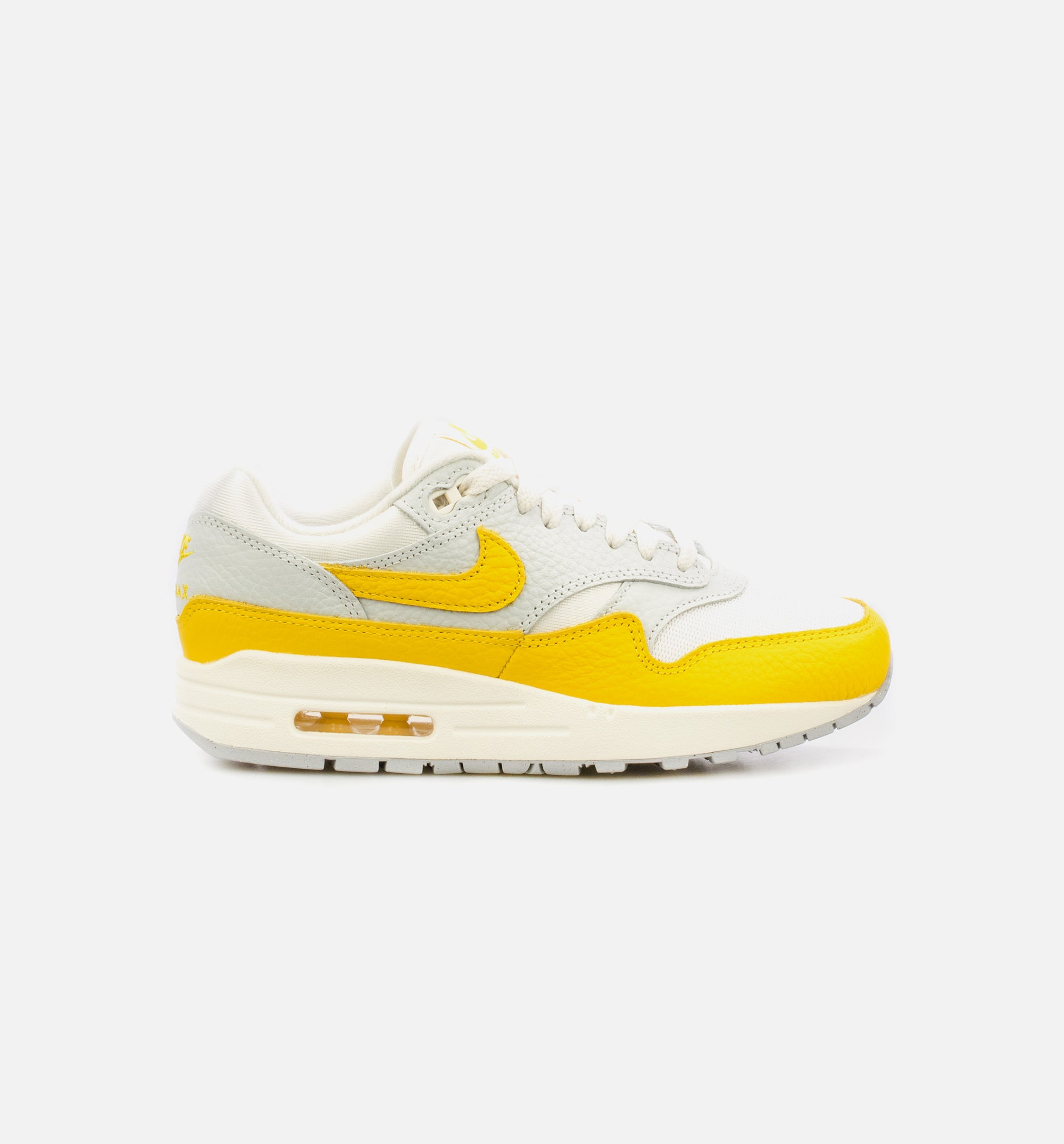 AM 1 Tour Yellow Womens Lifestyle Shoe - White/Yellow