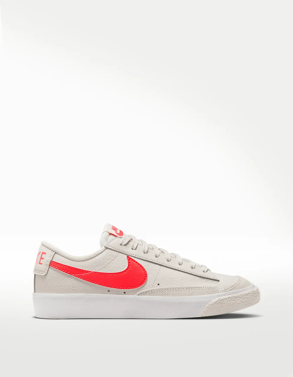 TENIS NIKE BLAZER LOW 77 BG