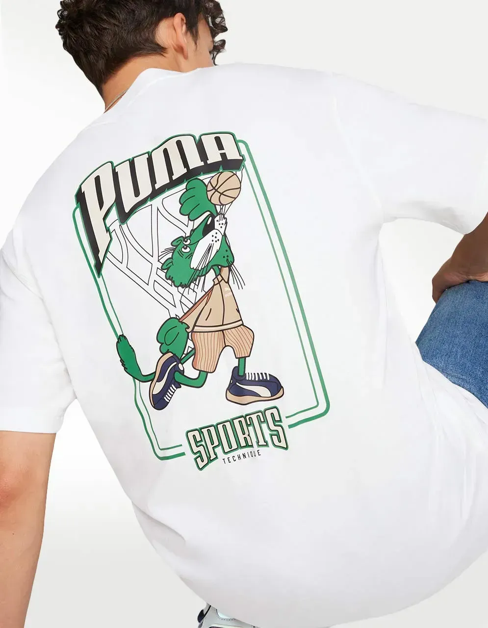 PLAYERA PUMA TEAM FOR THE FANBASE GRAPHIC