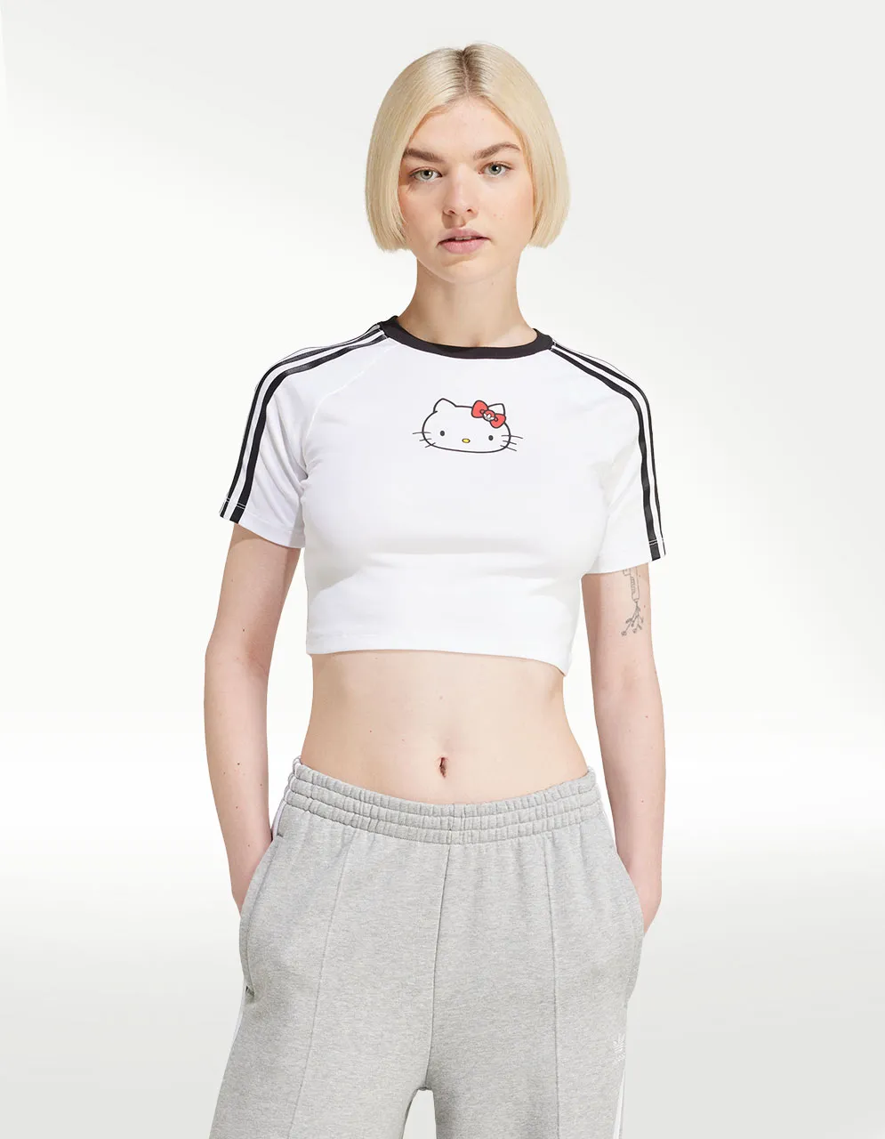 PLAYERA ADIDAS F HELLO KITTY