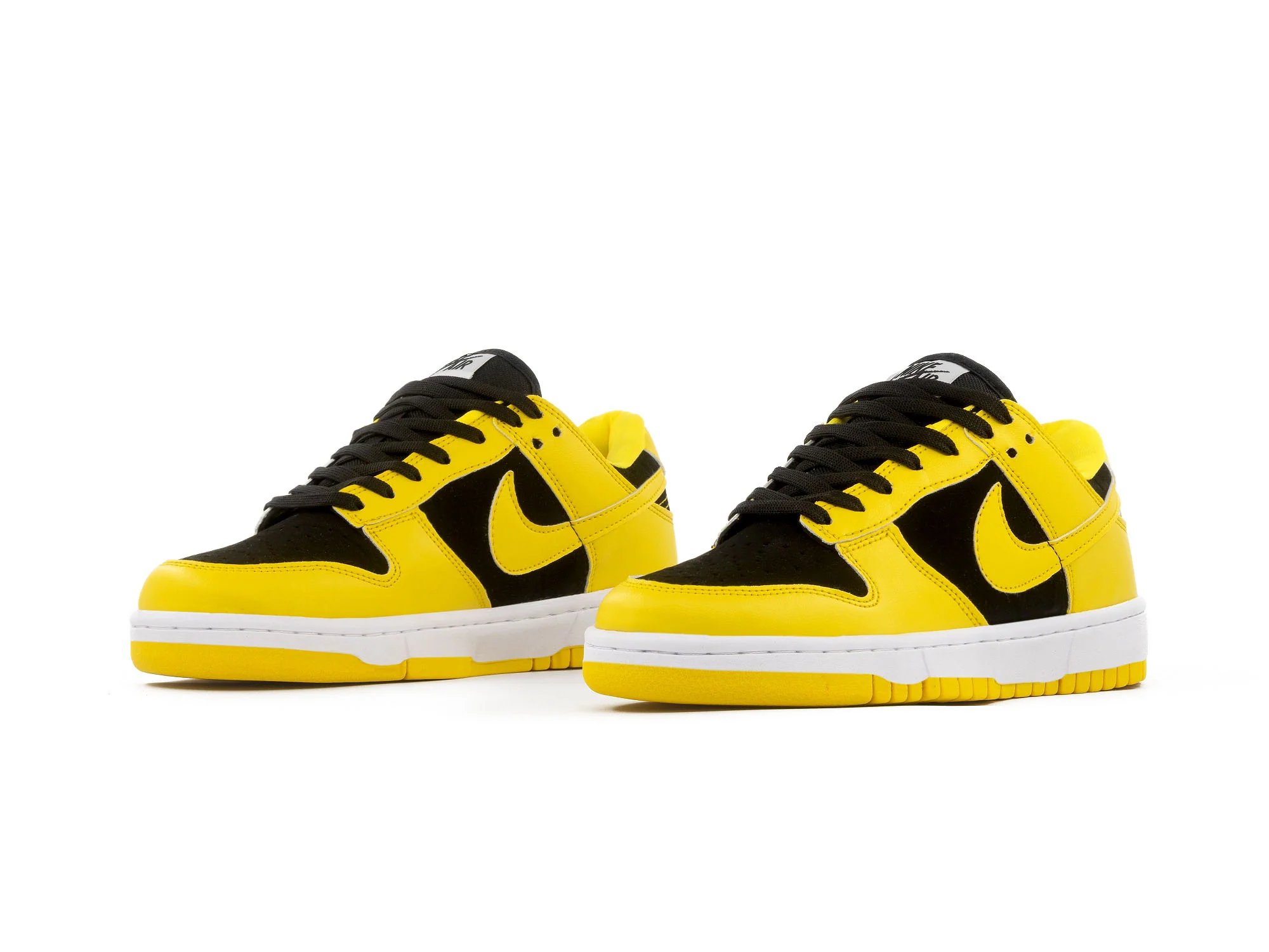 Tenis Dunk Low Negro Amarillo