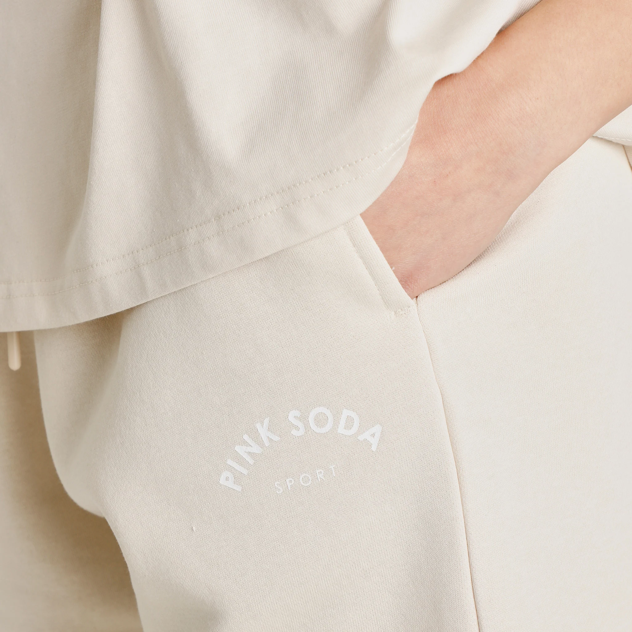 Pink Soda Women's Krome Fleece Shorts / Beige