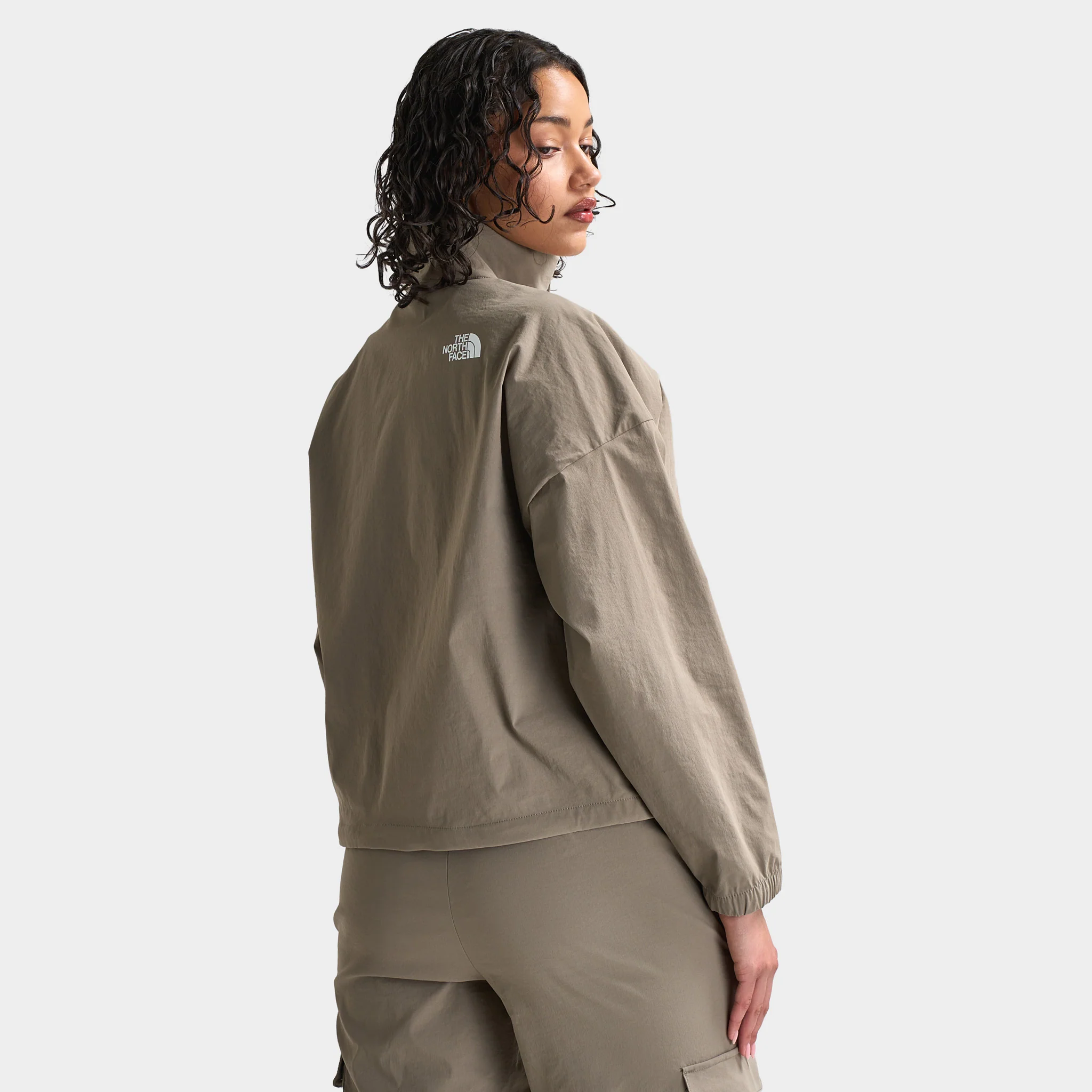 The North Face Women's Cargo Wind Jacket / Brown