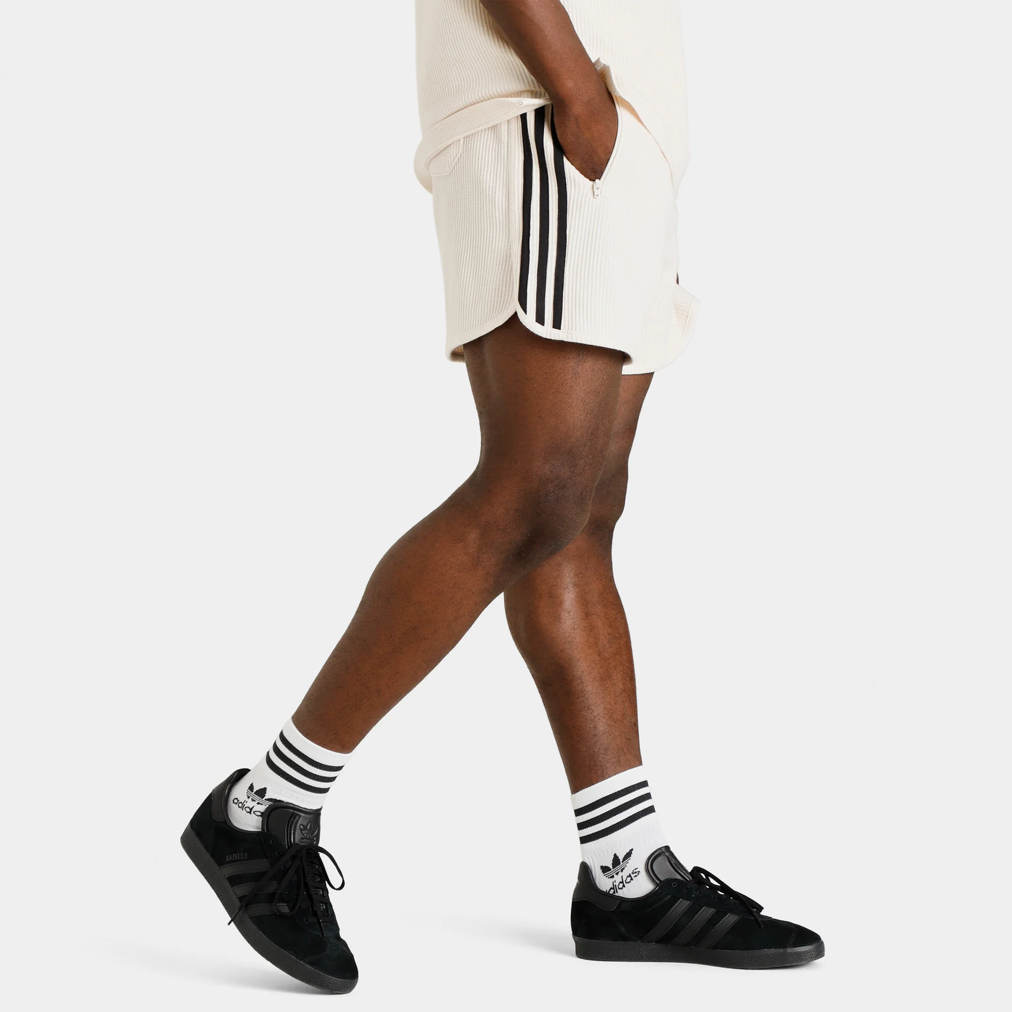 adidas Originals Adicolor Classics Waffle Shorts / Wonder White