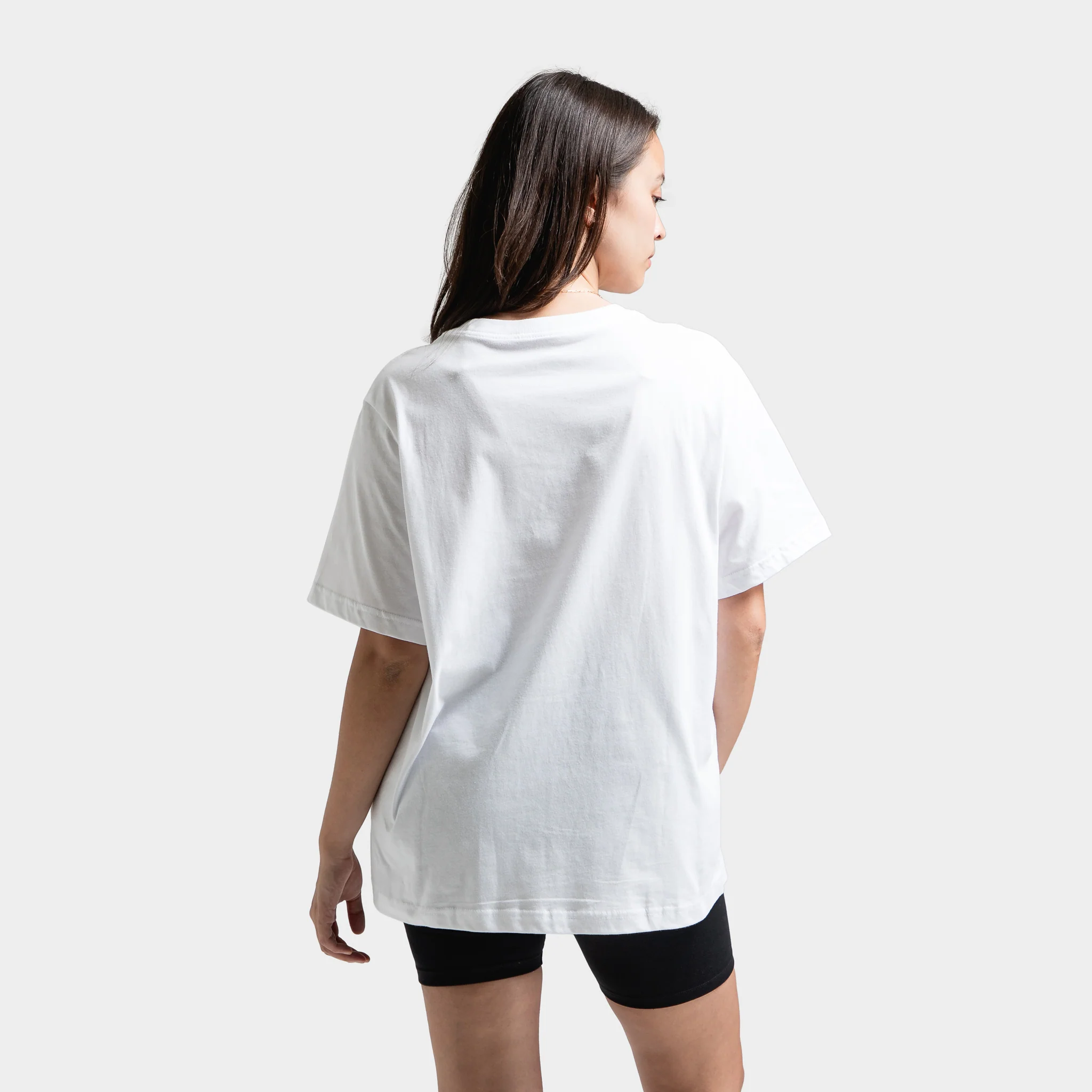 Nike Women's Essential T-Shirt White / Black