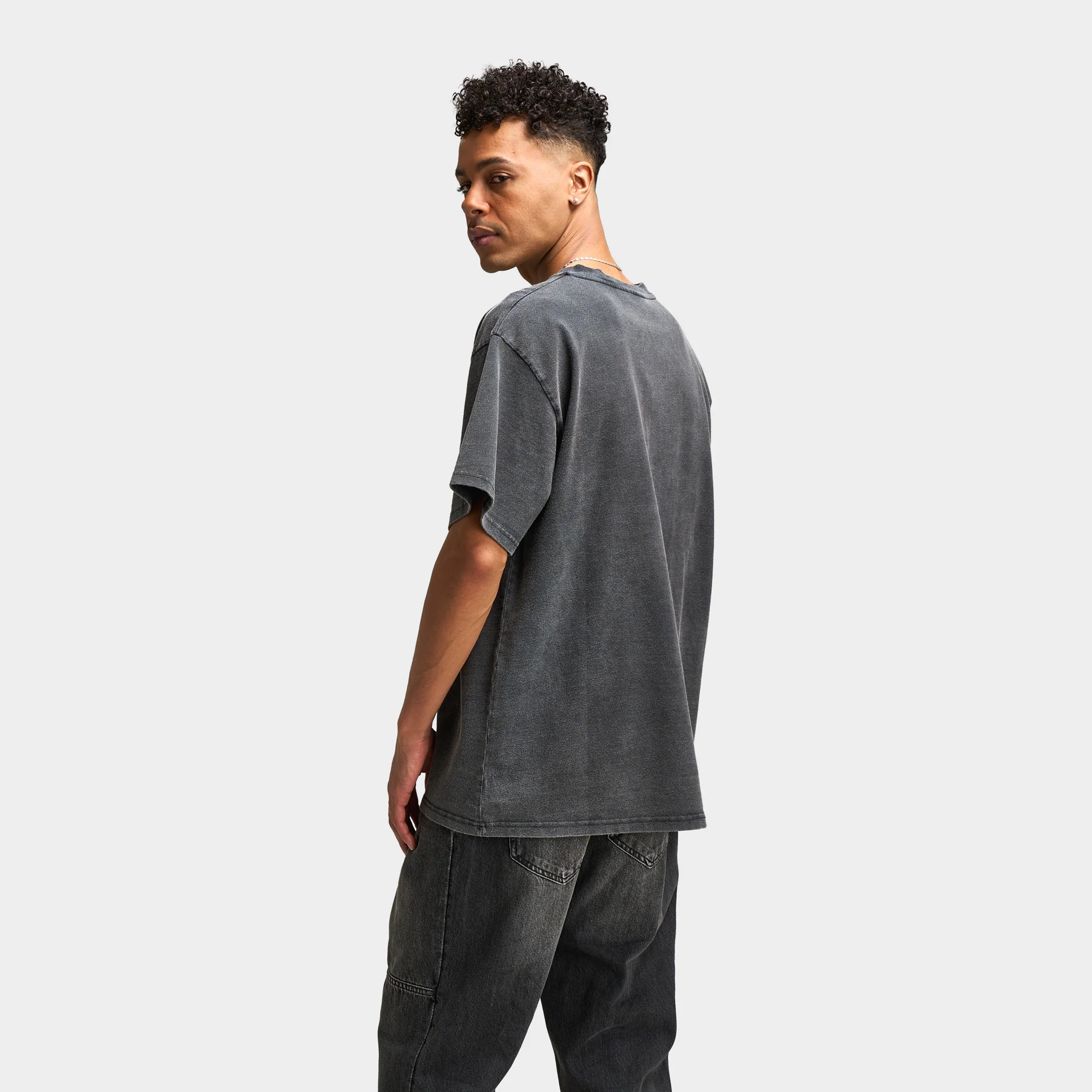 Supply & Demand Growl Graphic T-Shirt / Black