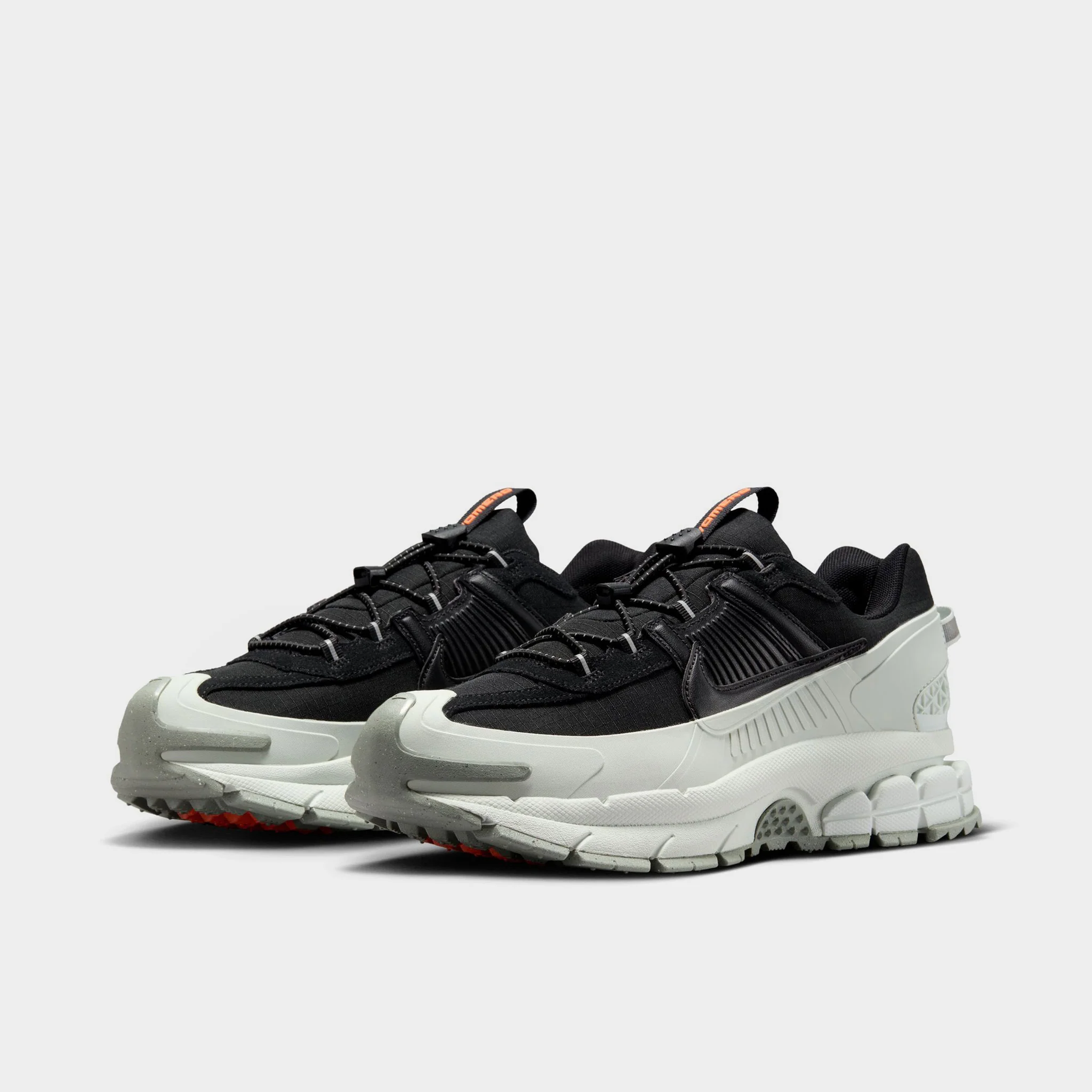Nike Zoom Vomero Roam Black / Black - Light Silver
