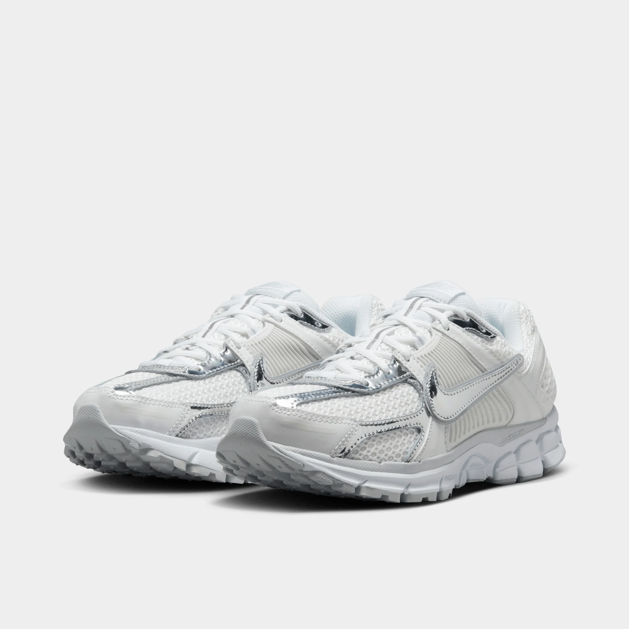 Nike Women's Zoom Vomero 5 White / Metallic Silver - Summit