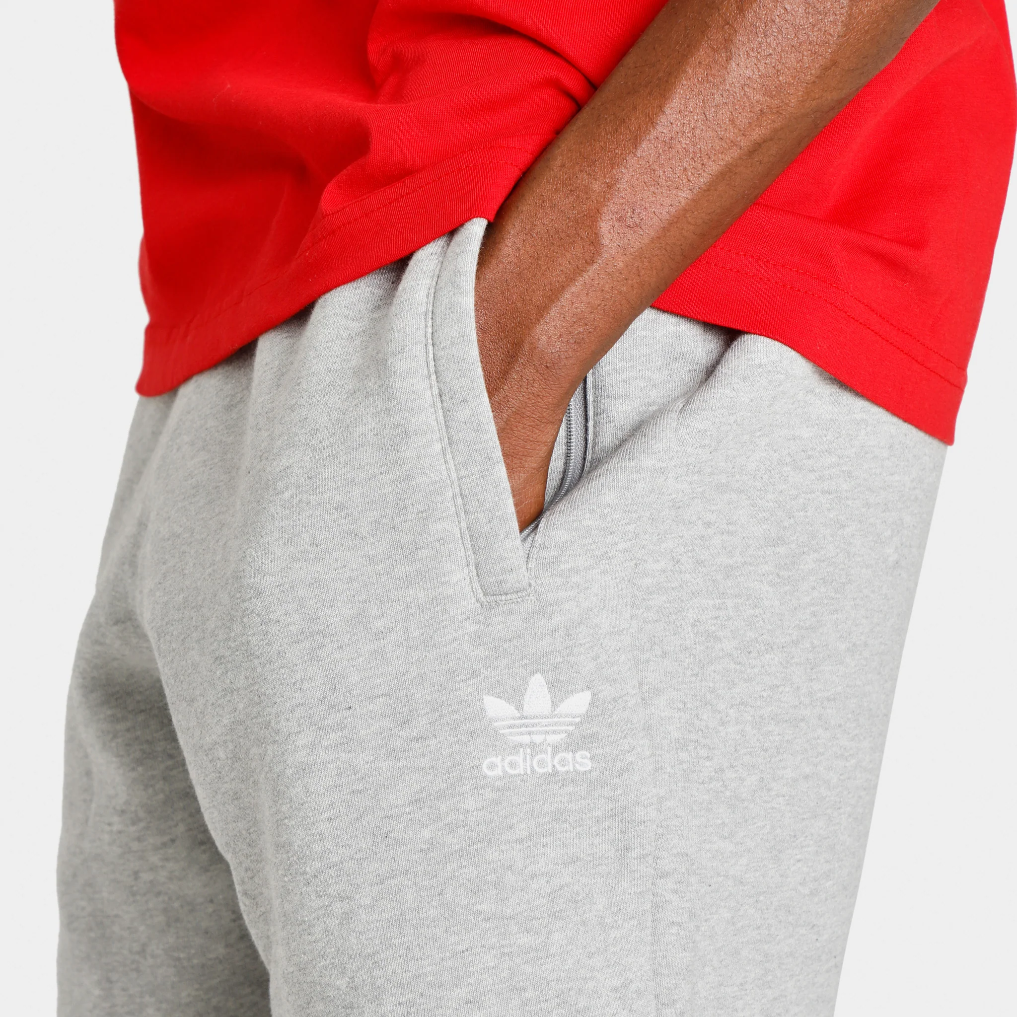 adidas Essentials Shorts / Medium Grey Heather