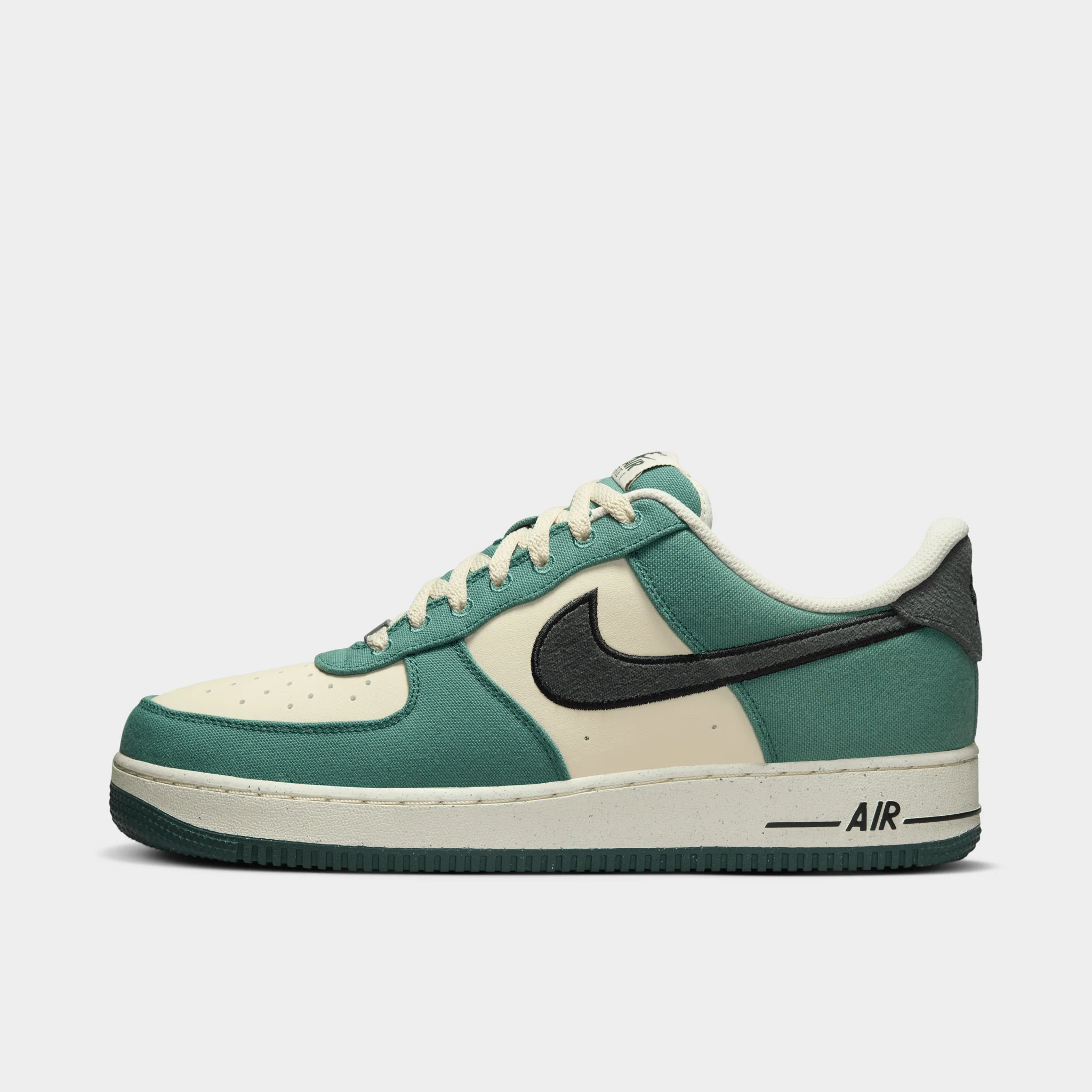 Nike Air Force 1 '07 LV8 BTS Coconut Milk / Vintage Green