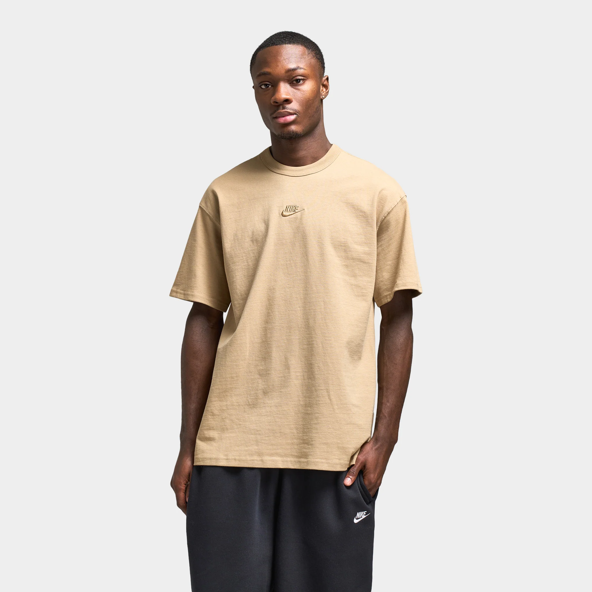 Nike Sportswear Premium Essential T-Shirt / Parachute Beige