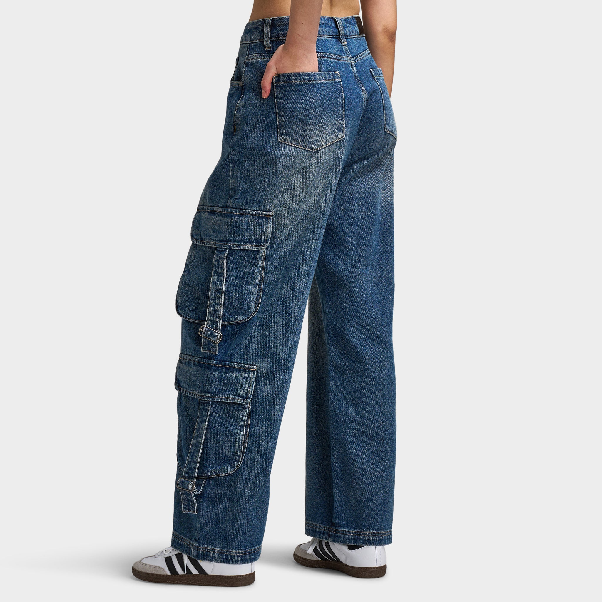 Supply & Demand Women's Born Jeans / Mid Wash Denim