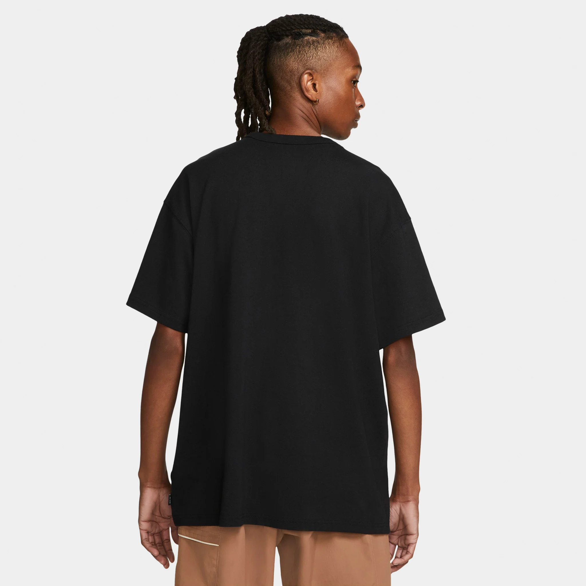 Nike Sportswear Premium Essentials T-shirt / Black