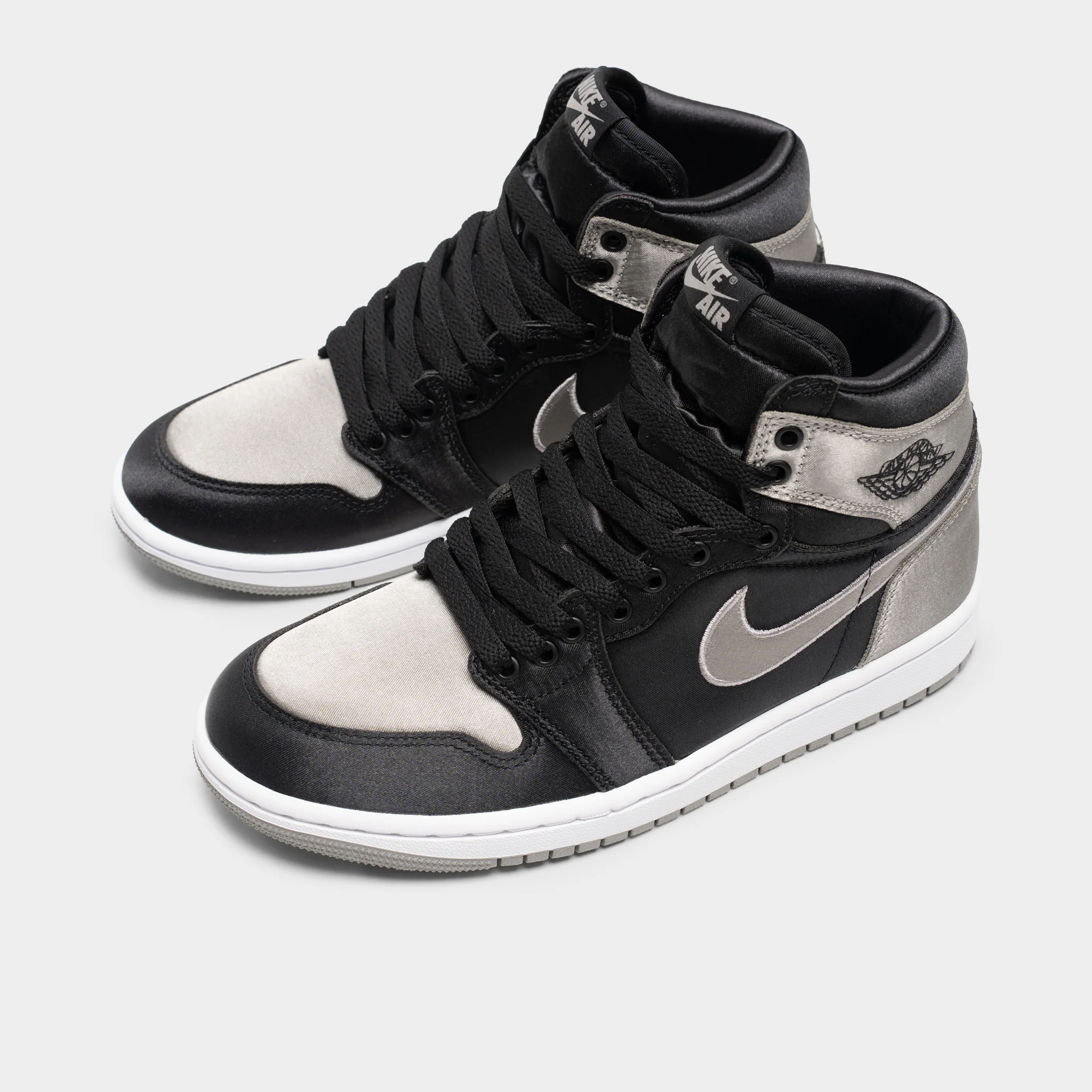 Jordan Women's 1 Retro High OG Black / Medium Grey - White