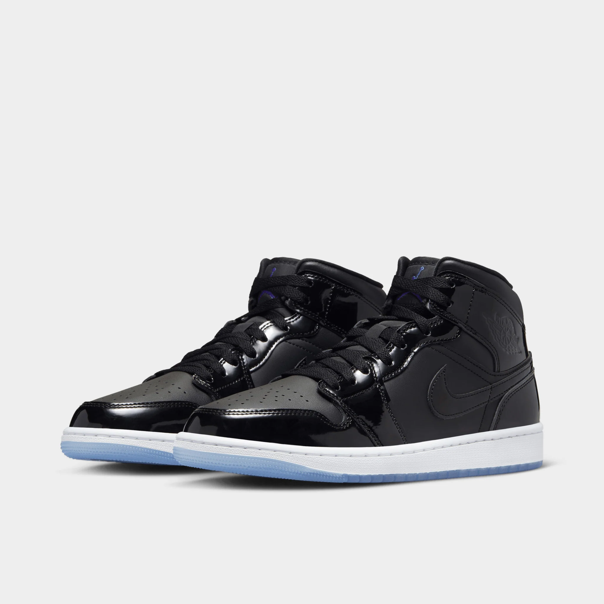 Jordan 1 Mid SE Black / Dark Concord - White
