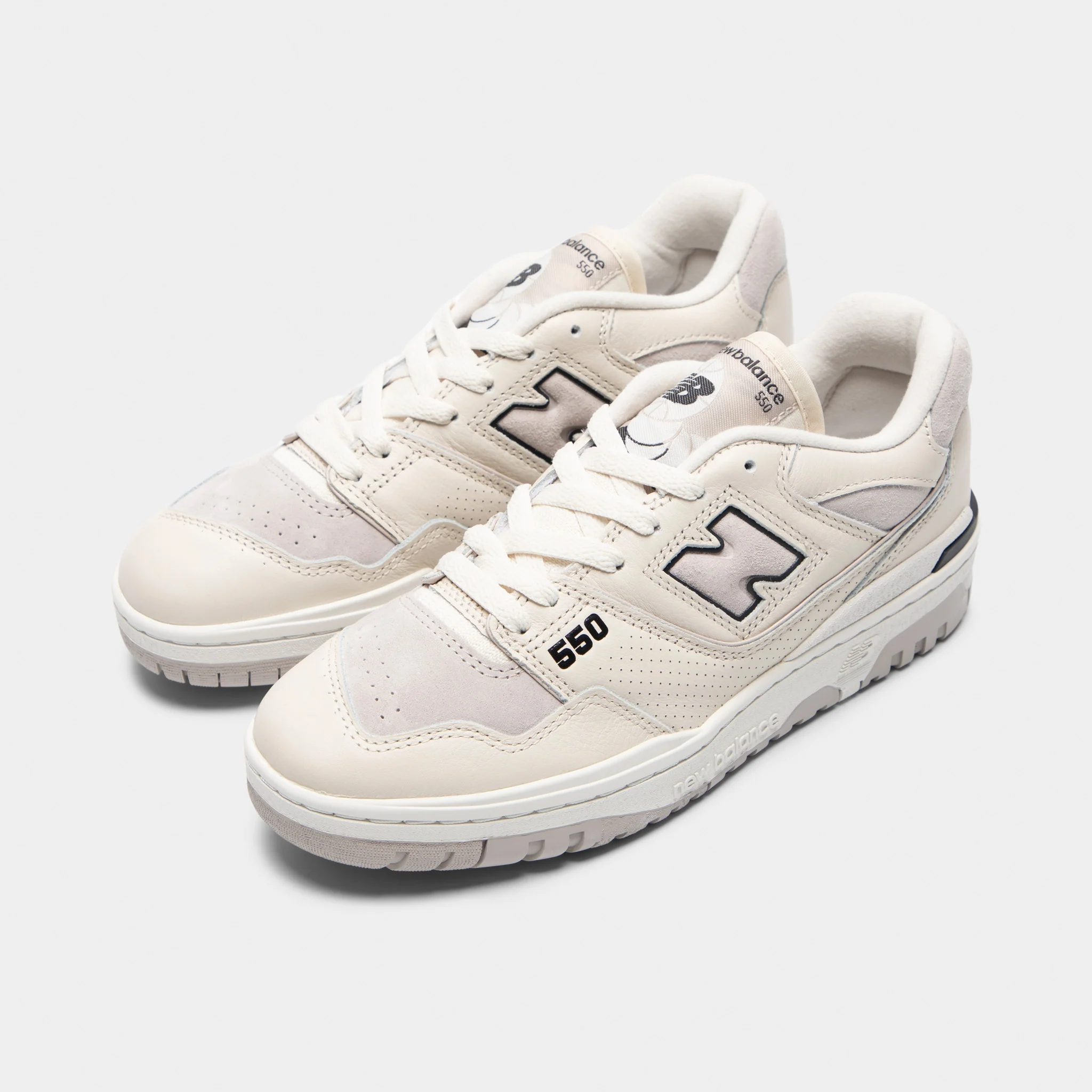 New Balance Women's 550 Linen / Moonrock - Phantom