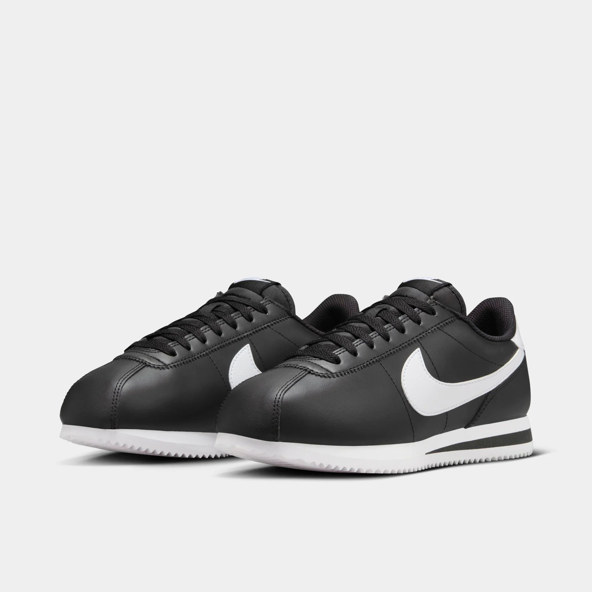 Nike Women's Cortez Black / White