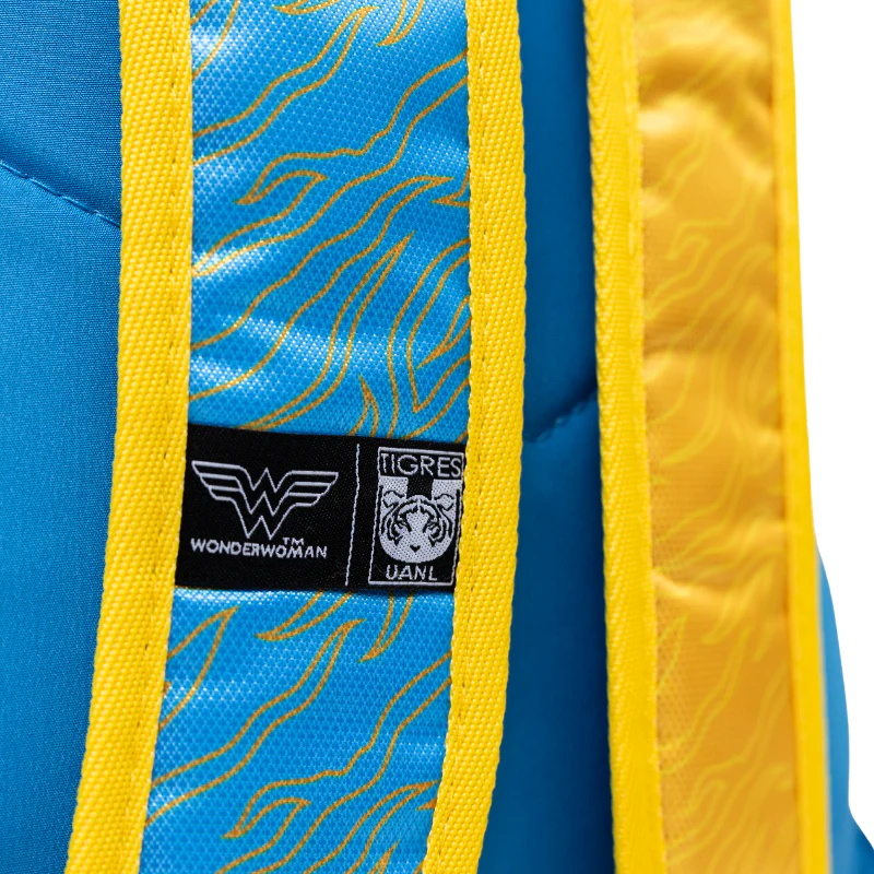 MOCHILA WONDER WOMAN X TIGRES AMARILLA