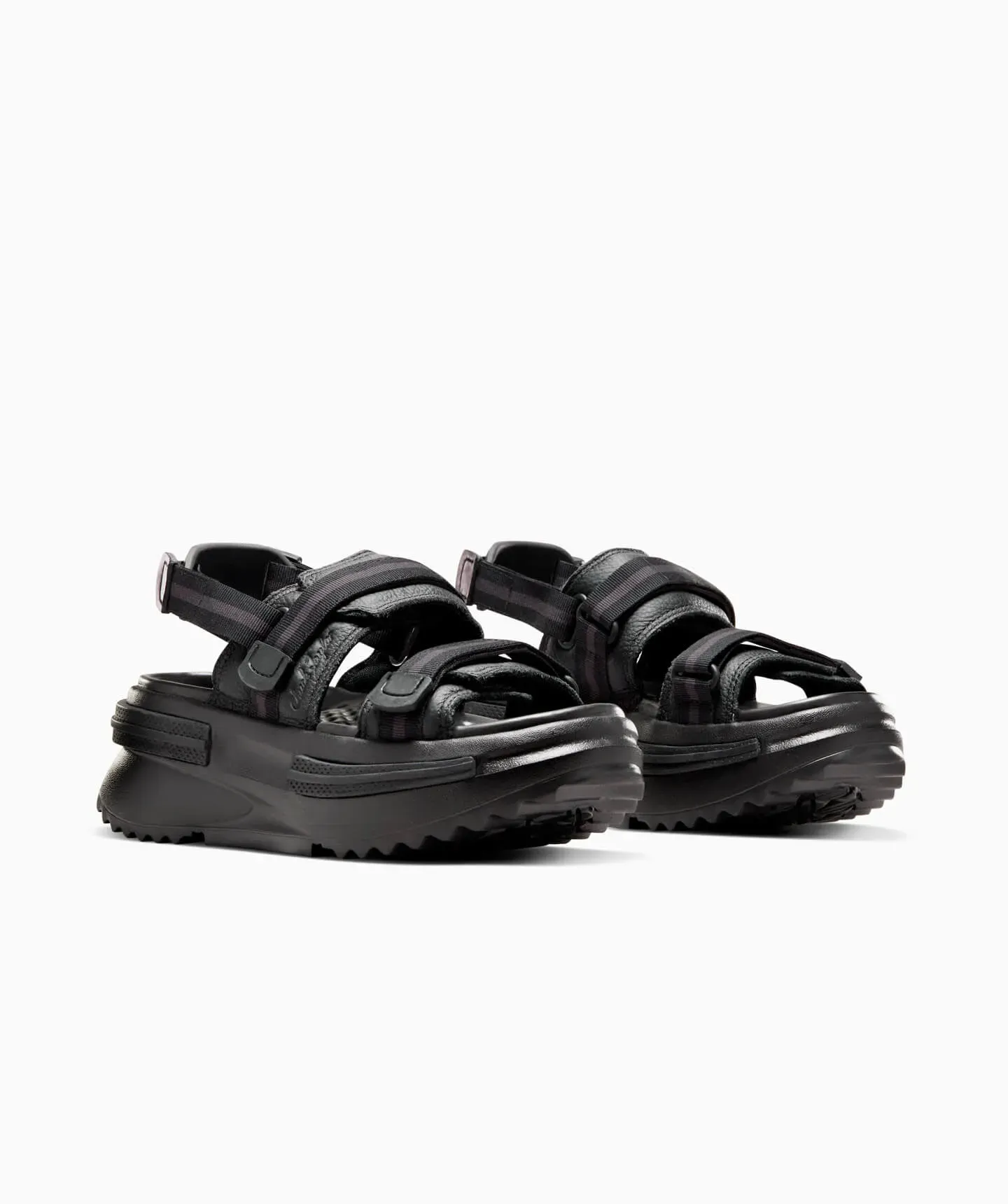 Sandalia Converse de Plataforma Run Star Utility Sandal Negro Slip On de Piel Unisex