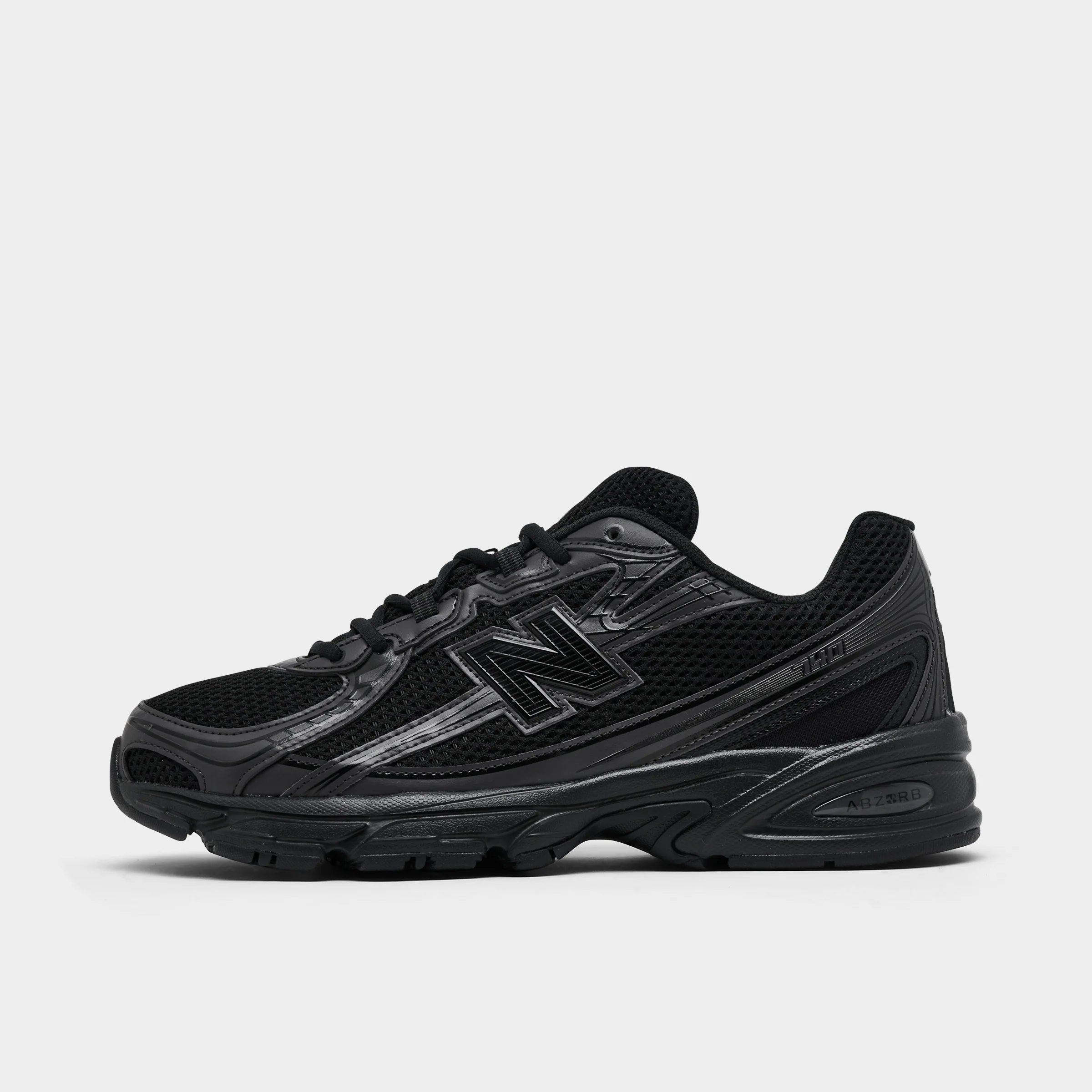 New Balance 740 Black / Black