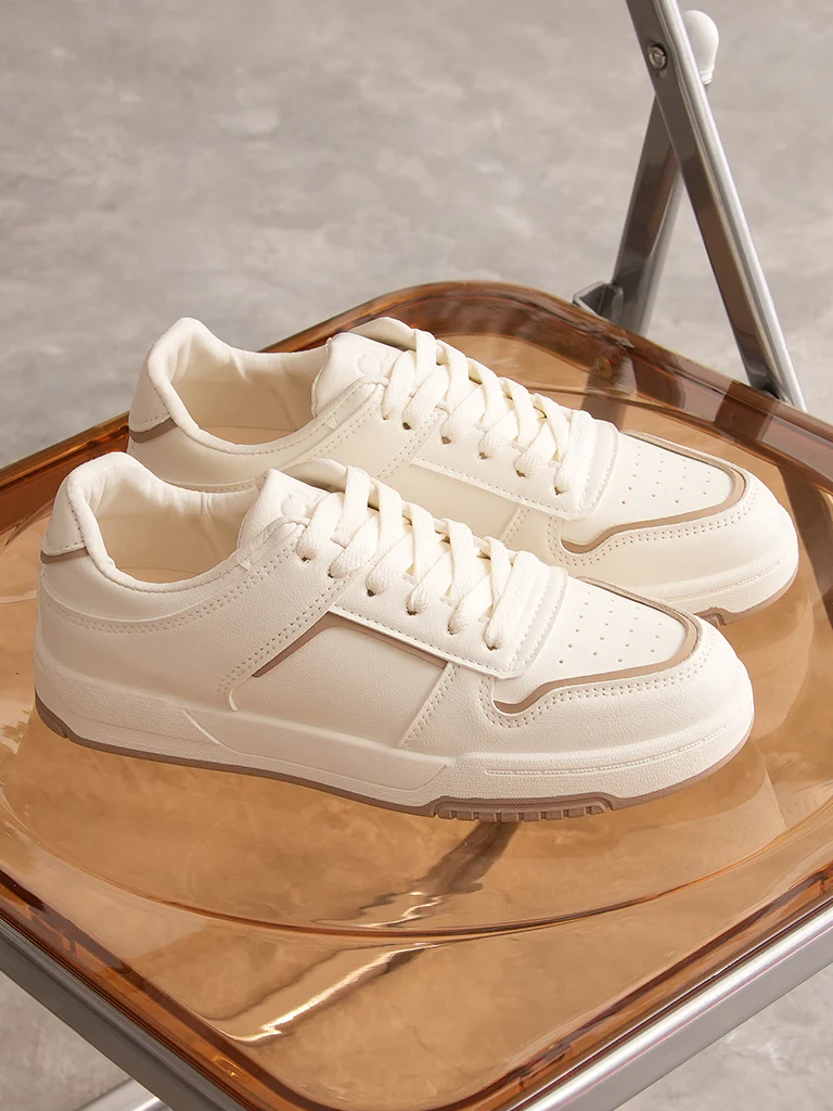 Shion Lace-up Sneakers