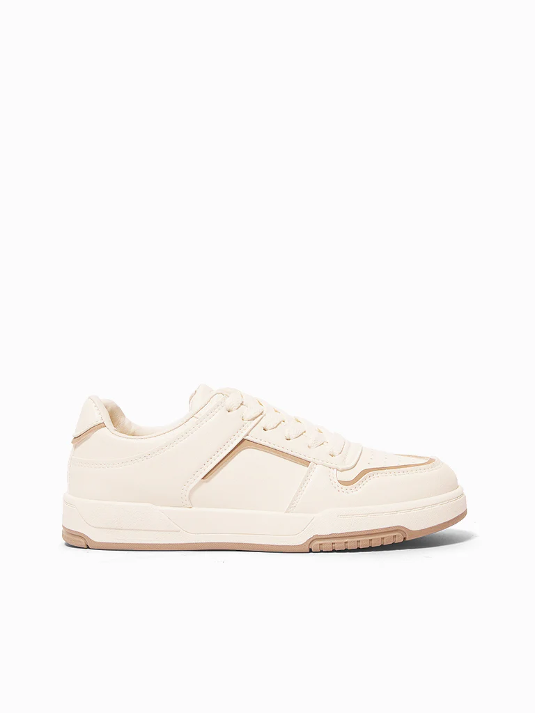 Shion Lace-up Sneakers