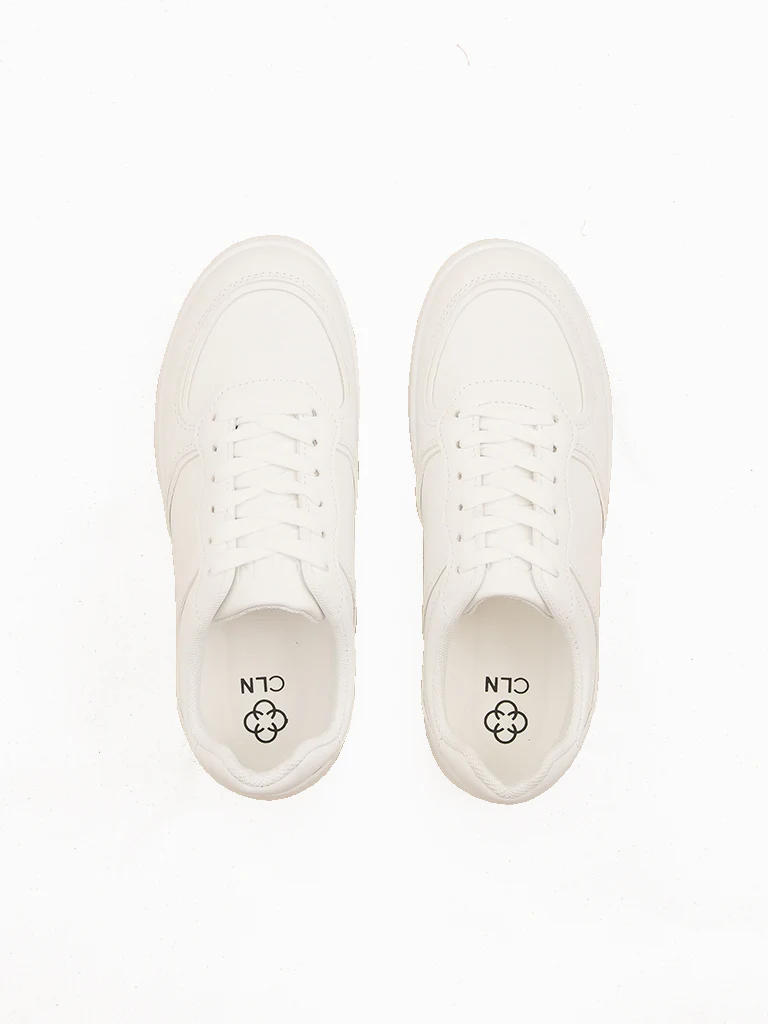 Custard Lace-up Sneakers